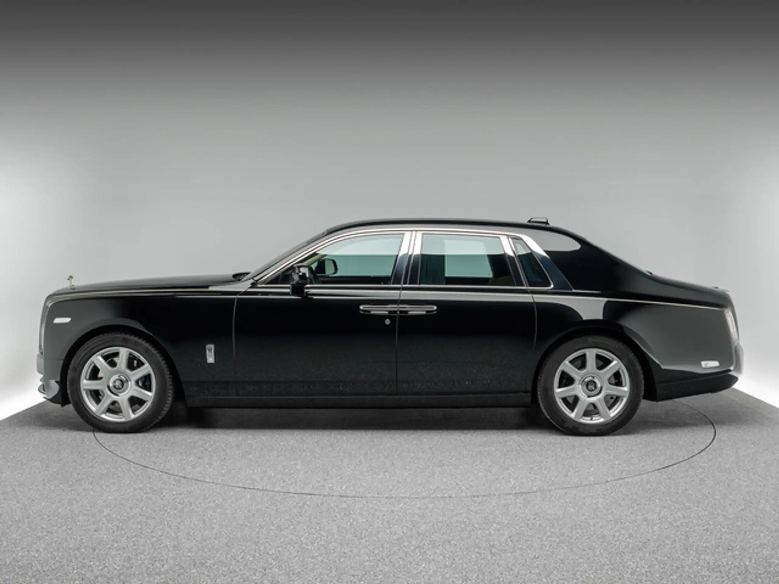 Rolls-Royce - Phantom