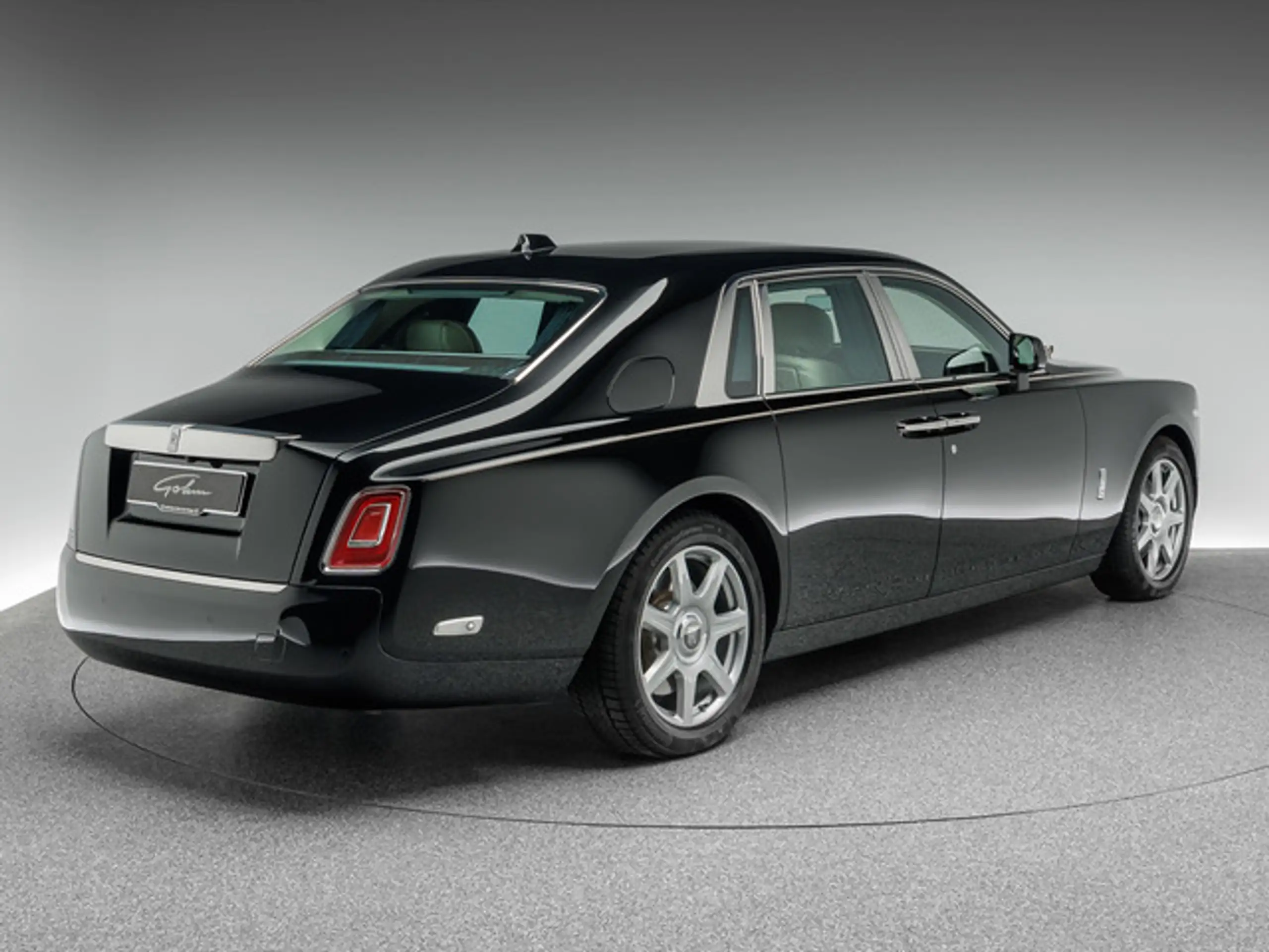 Rolls-Royce - Phantom