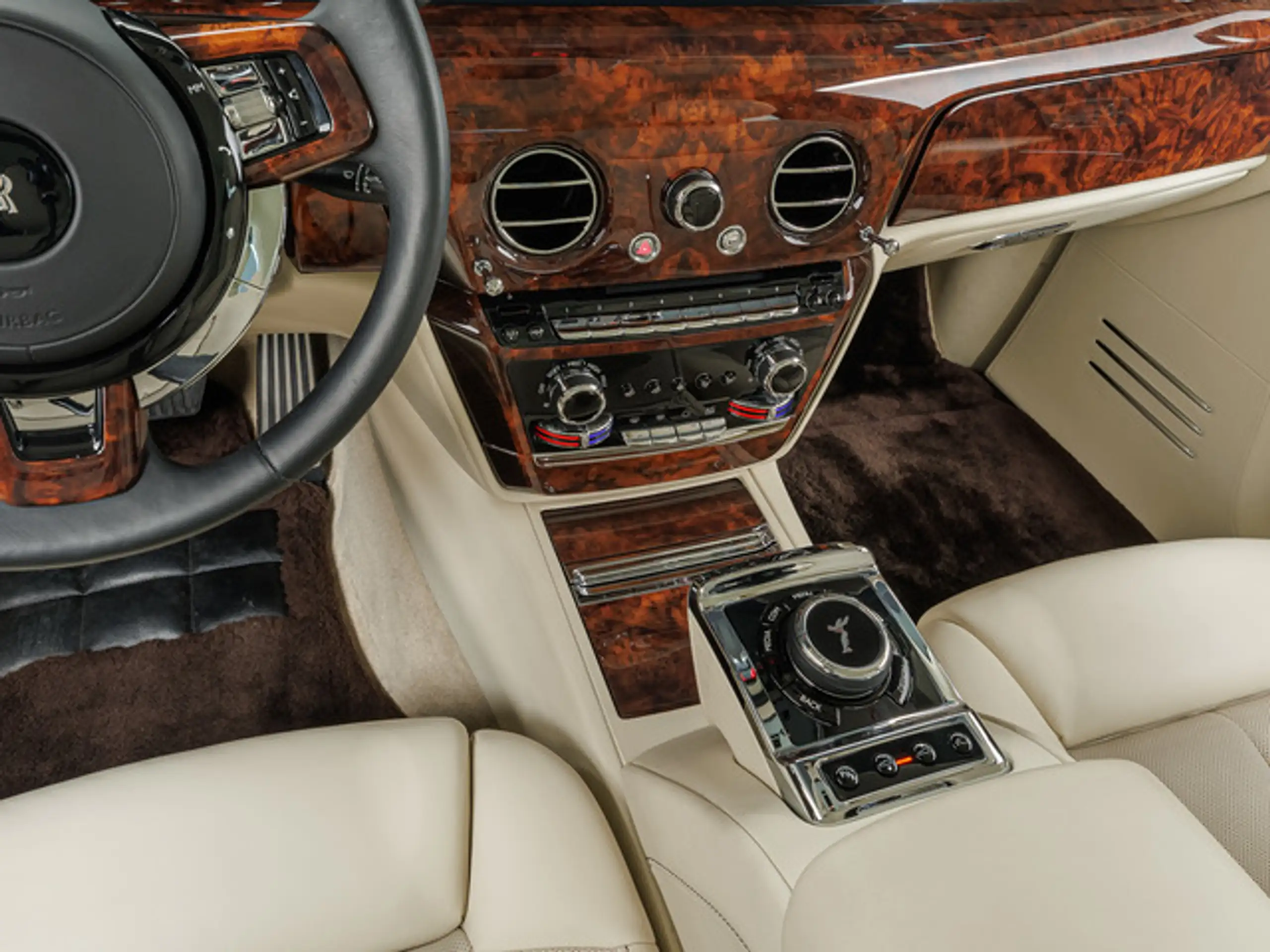 Rolls-Royce - Phantom