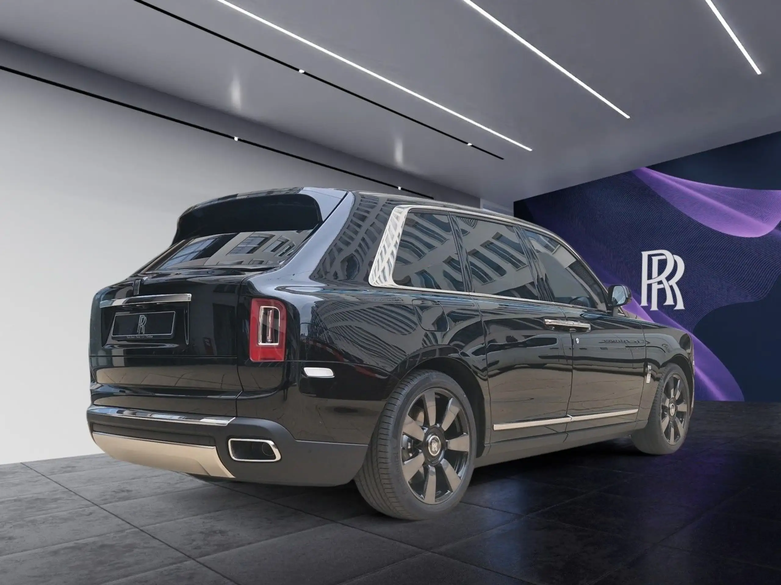 Rolls-Royce - Cullinan