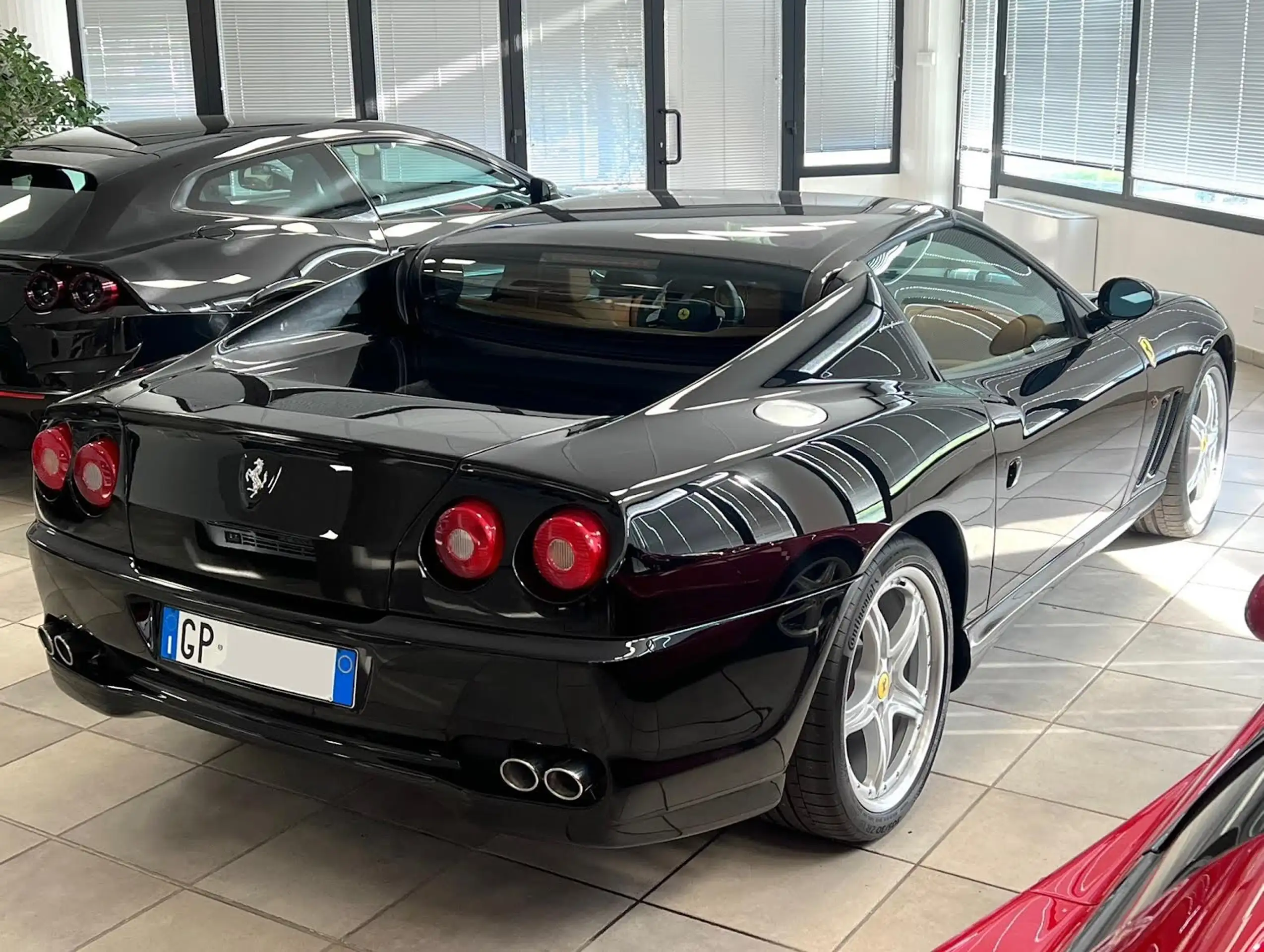 Ferrari - 575