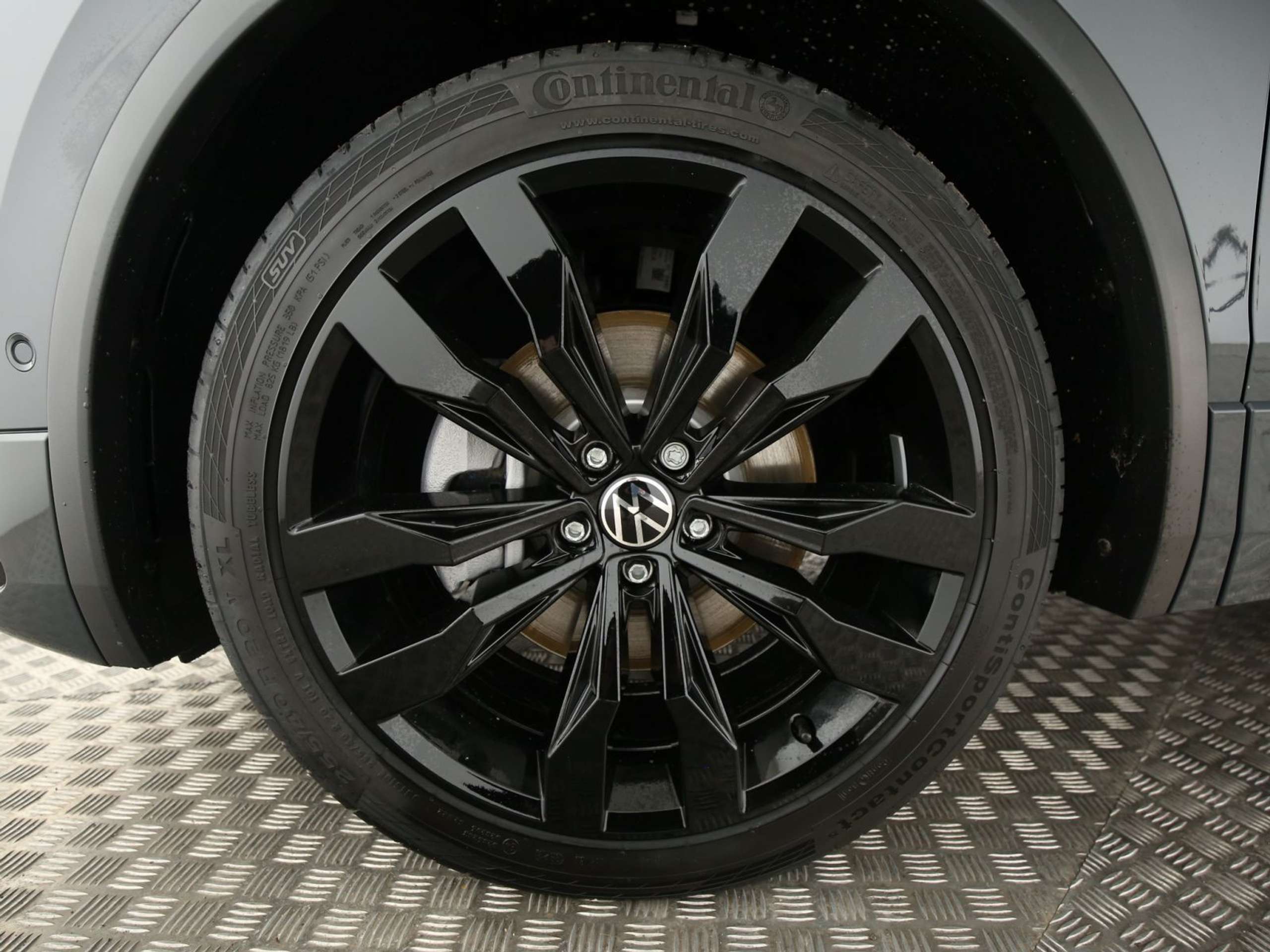 Volkswagen - Tiguan