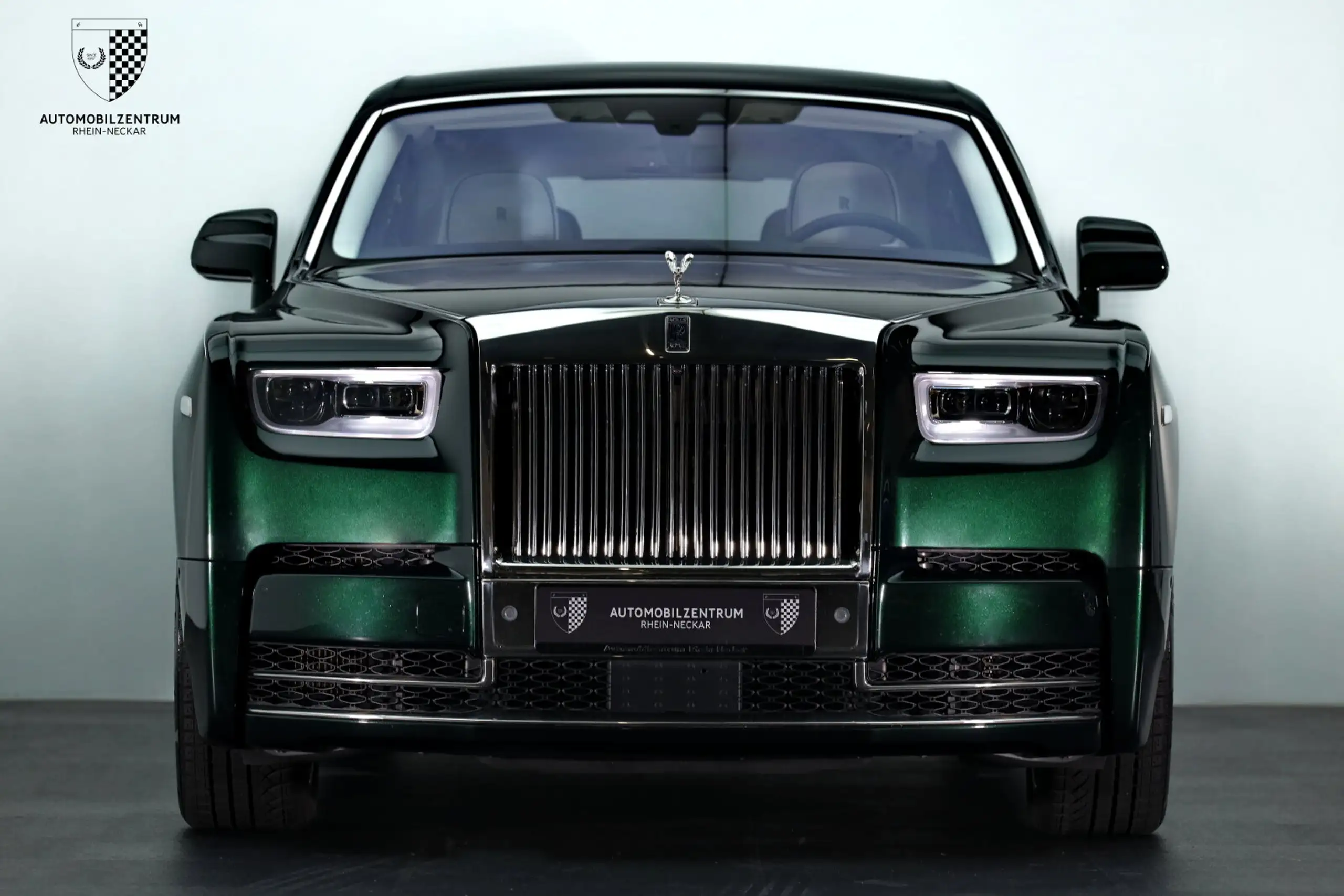 Rolls-Royce - Phantom