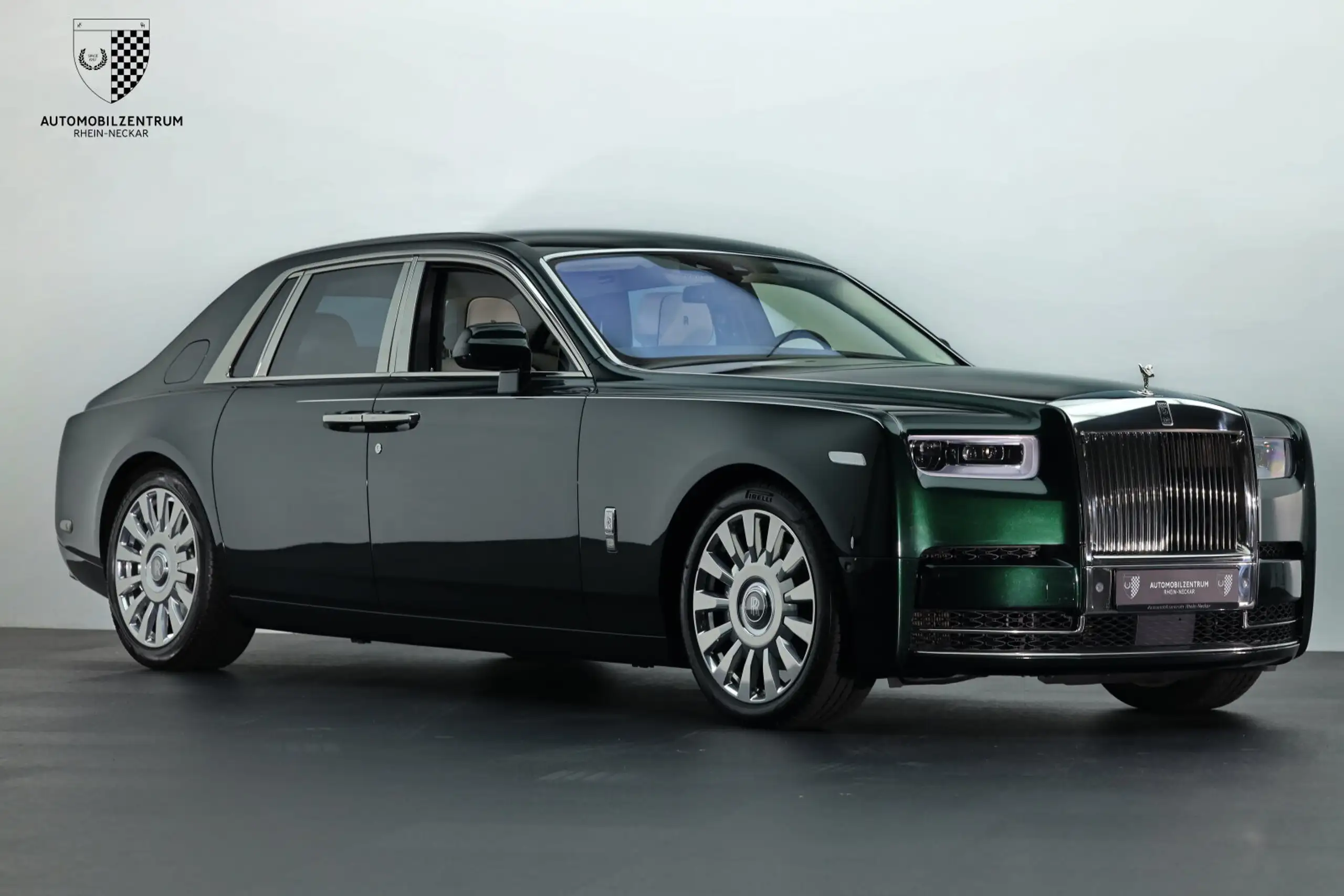 Rolls-Royce - Phantom