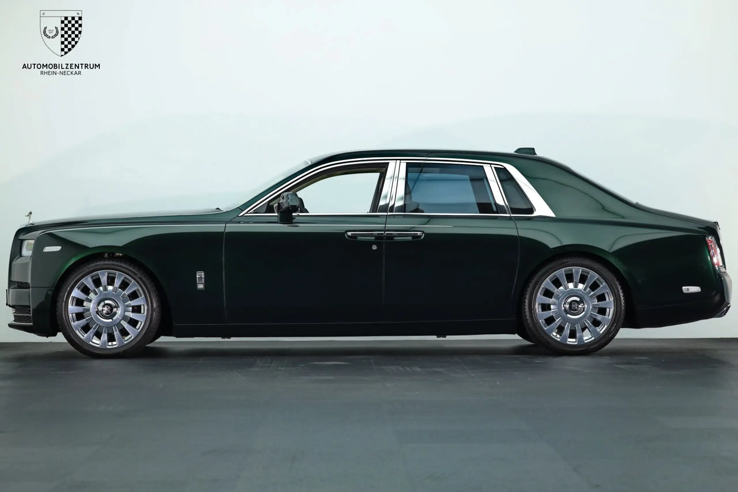 Rolls-Royce - Phantom