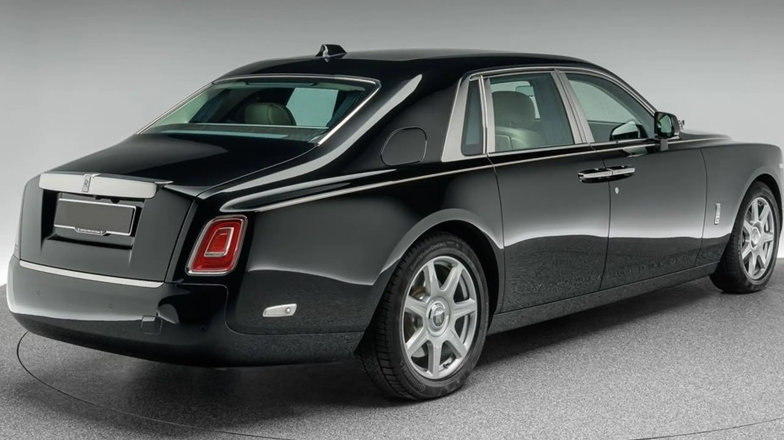 Rolls-Royce - Phantom