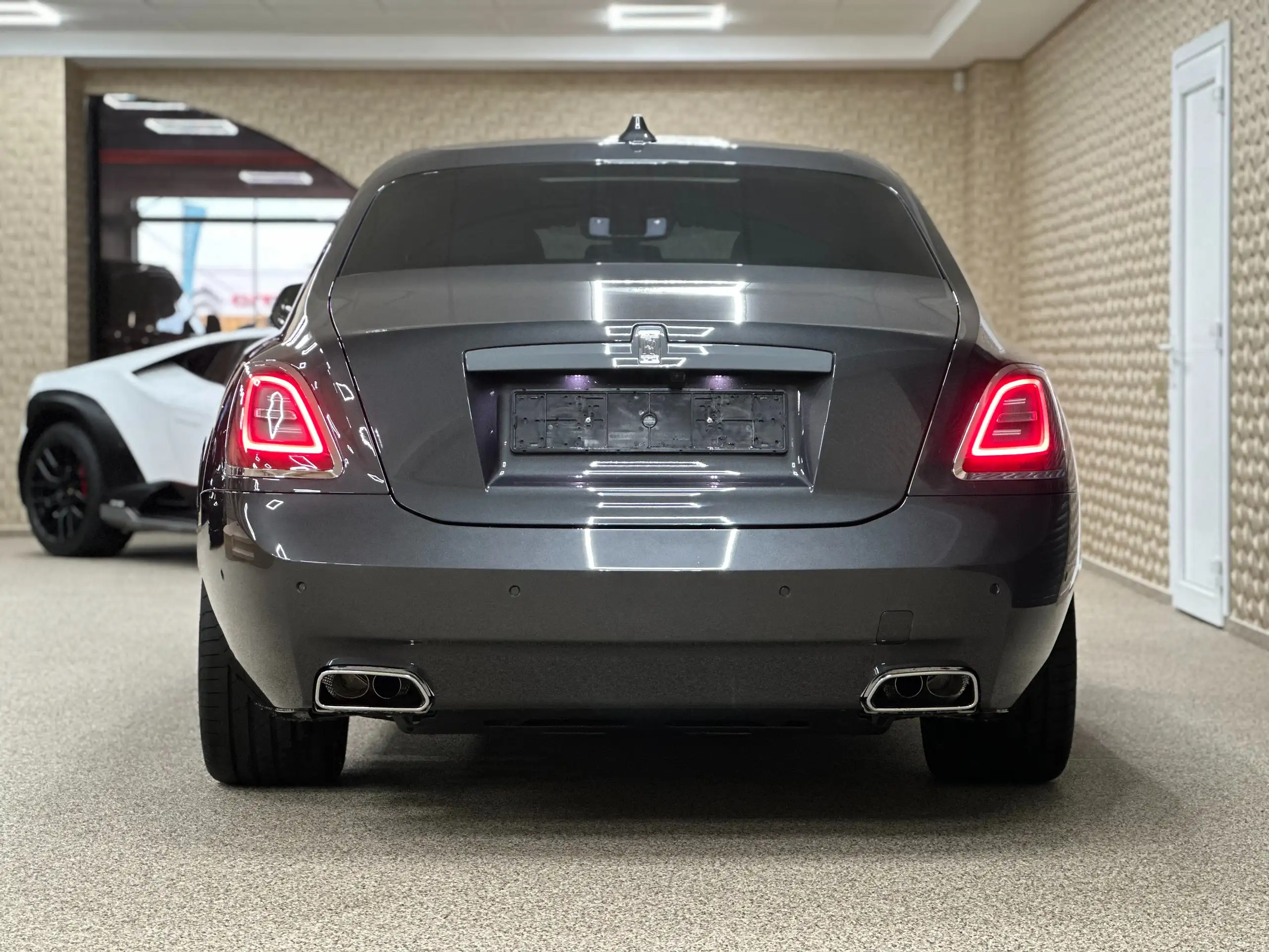 Rolls-Royce - Ghost