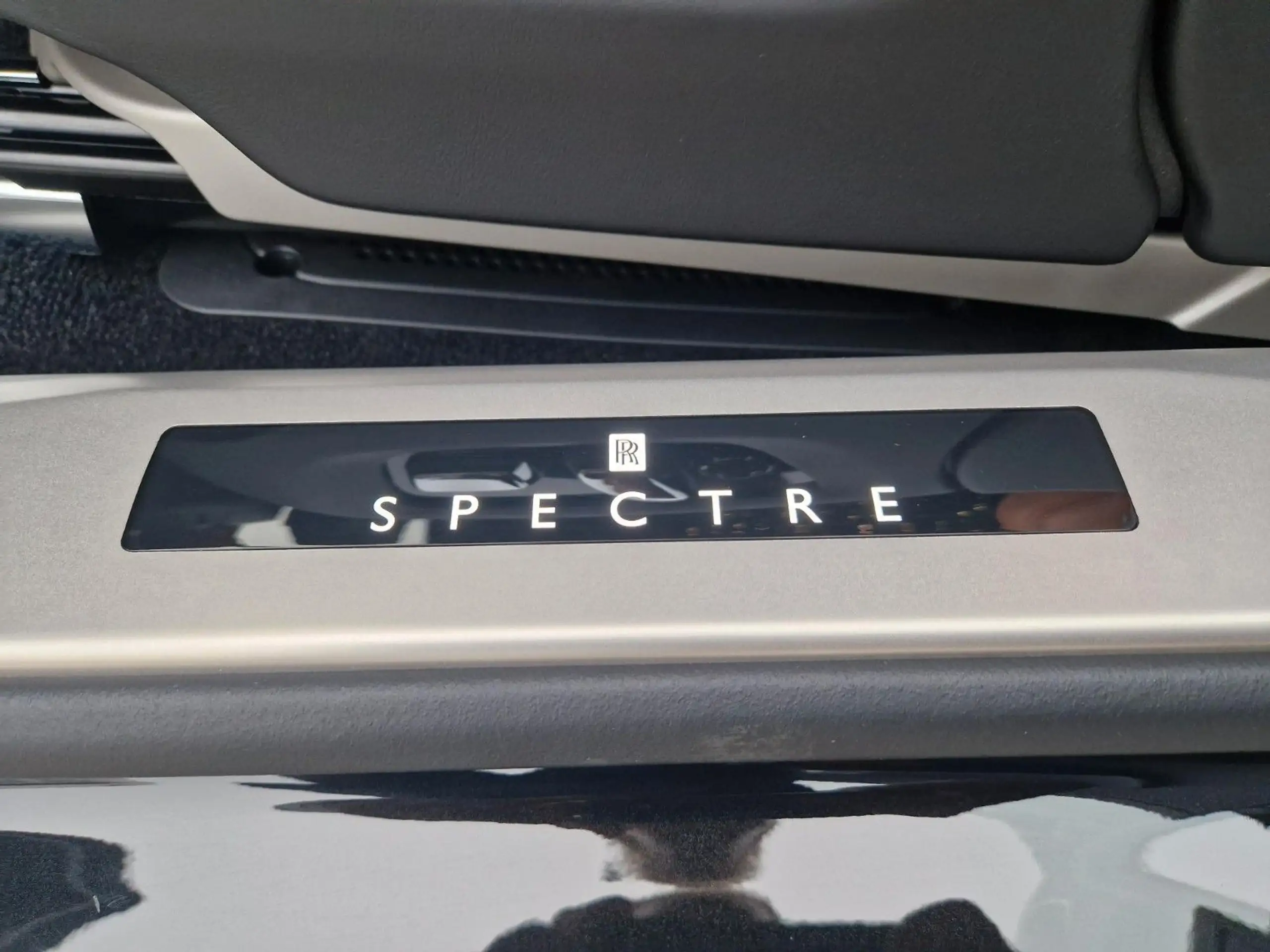 Rolls-Royce - Spectre