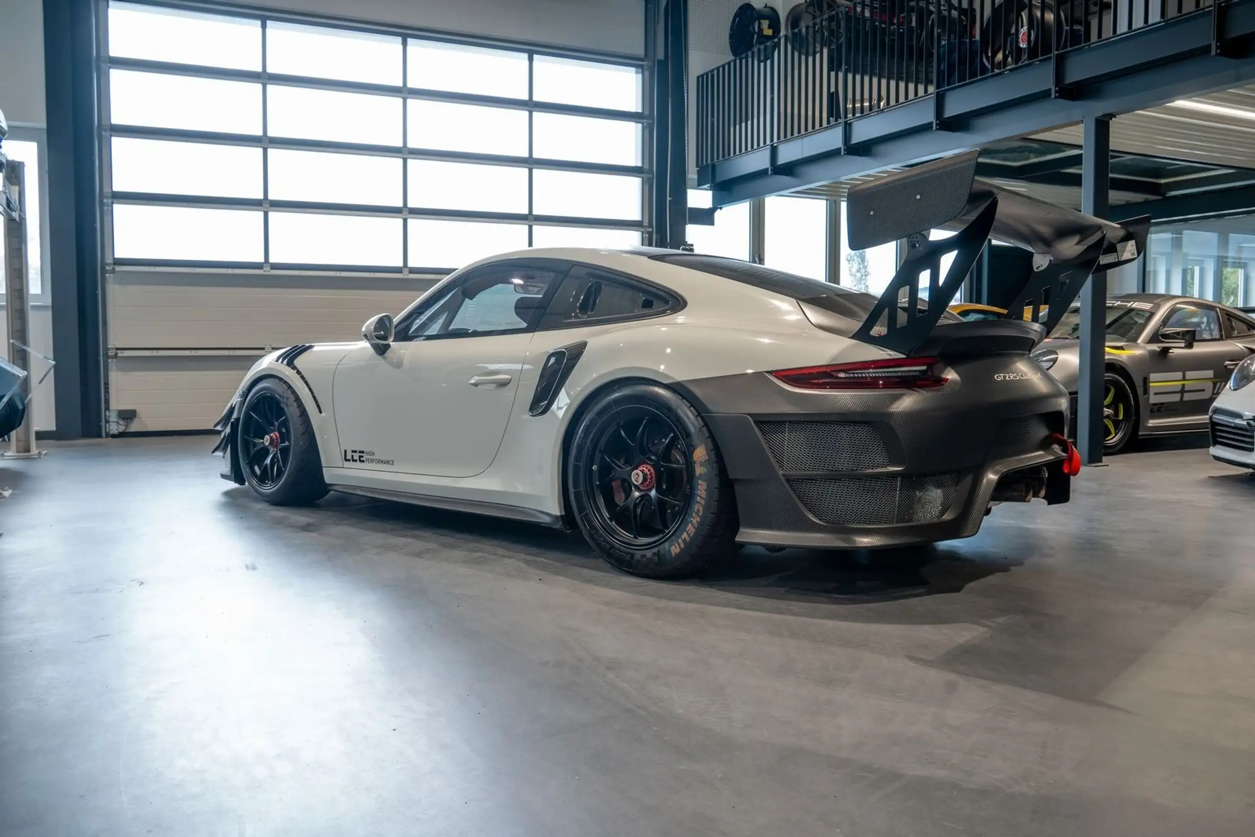 Porsche - 991