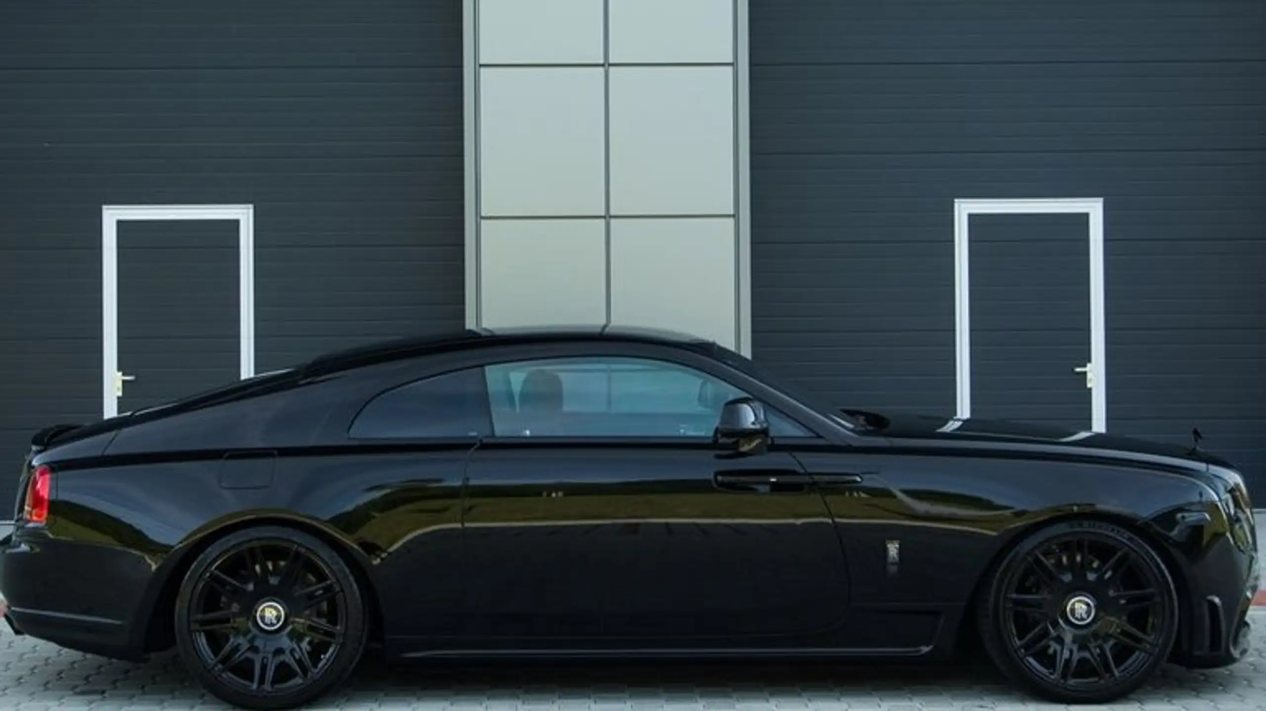 Rolls-Royce - Wraith