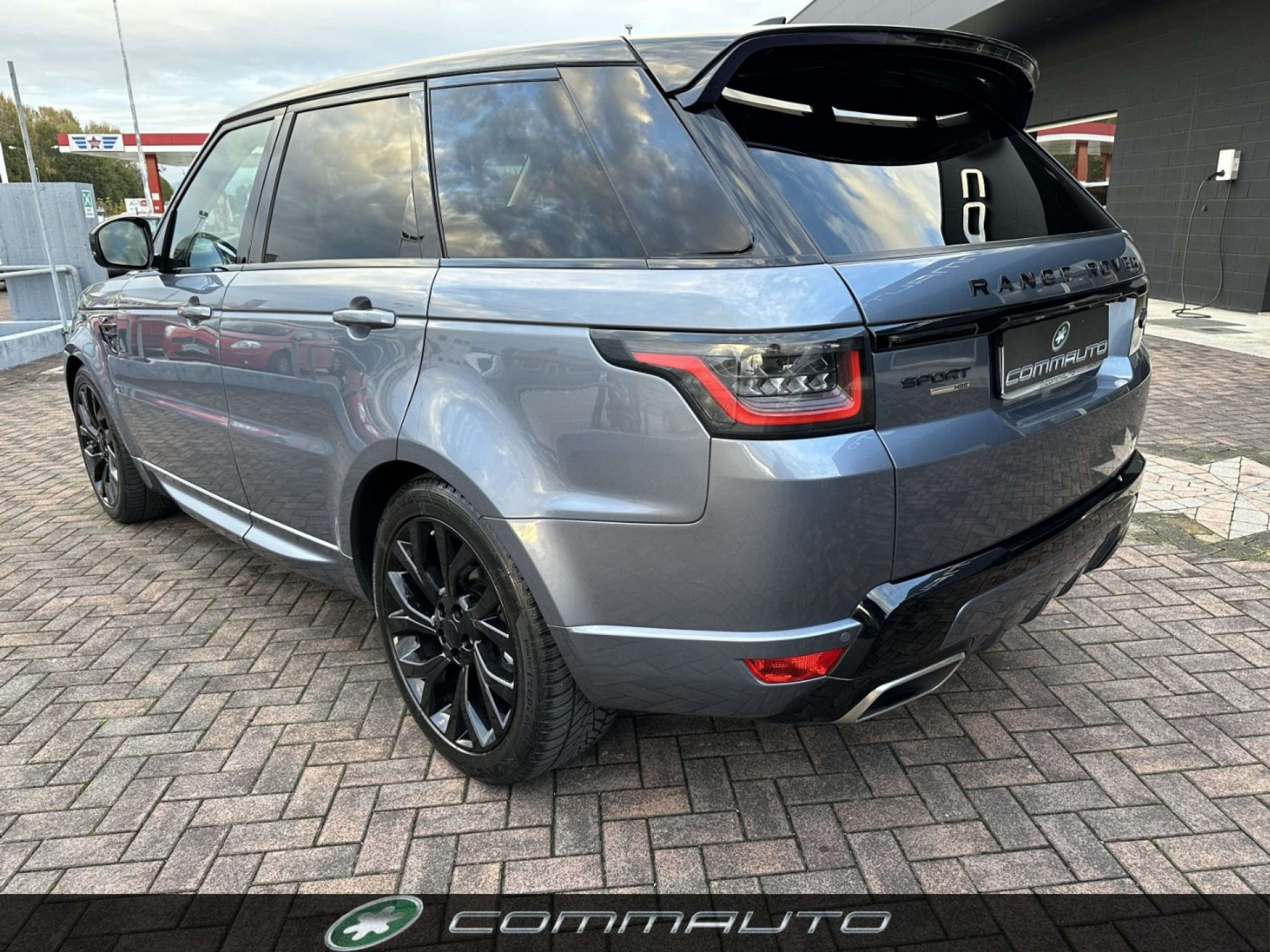 Land Rover - Range Rover Sport