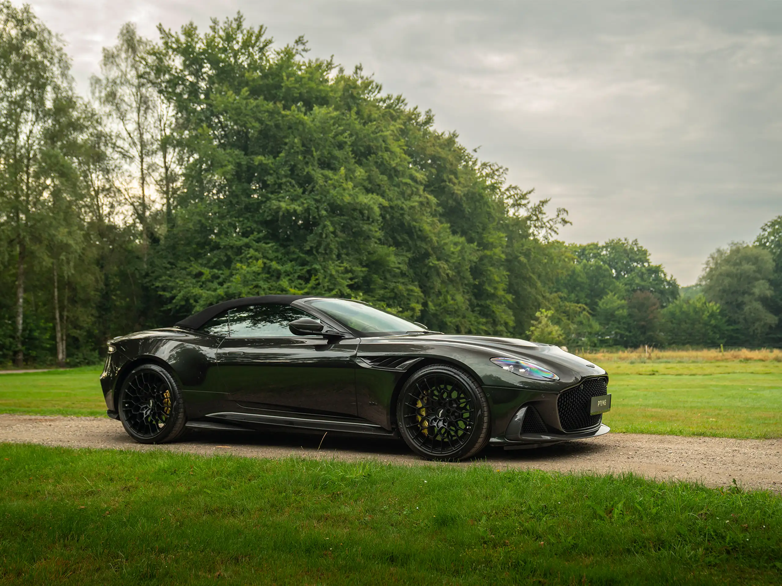 Aston Martin - DBS