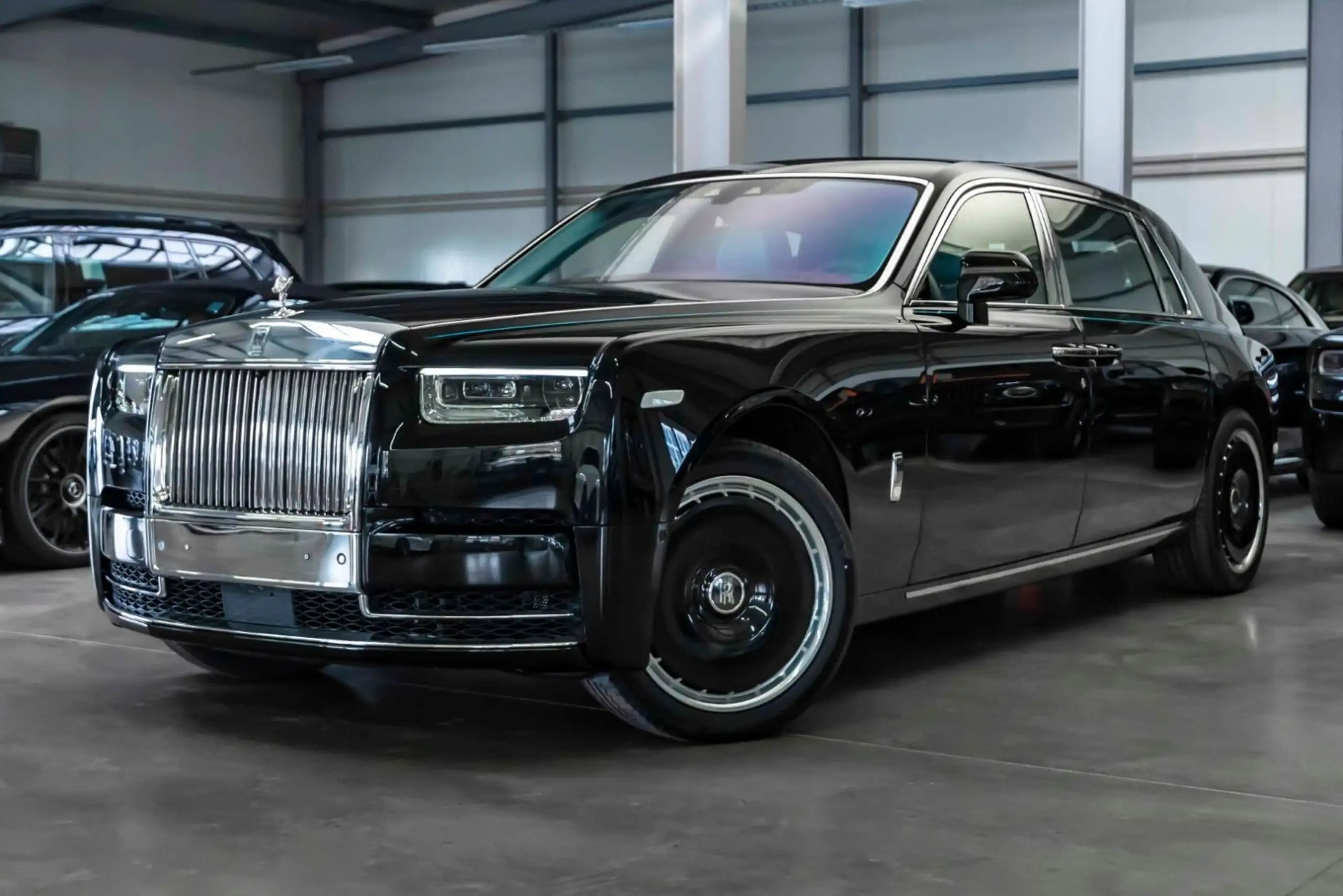 Rolls-Royce - Phantom