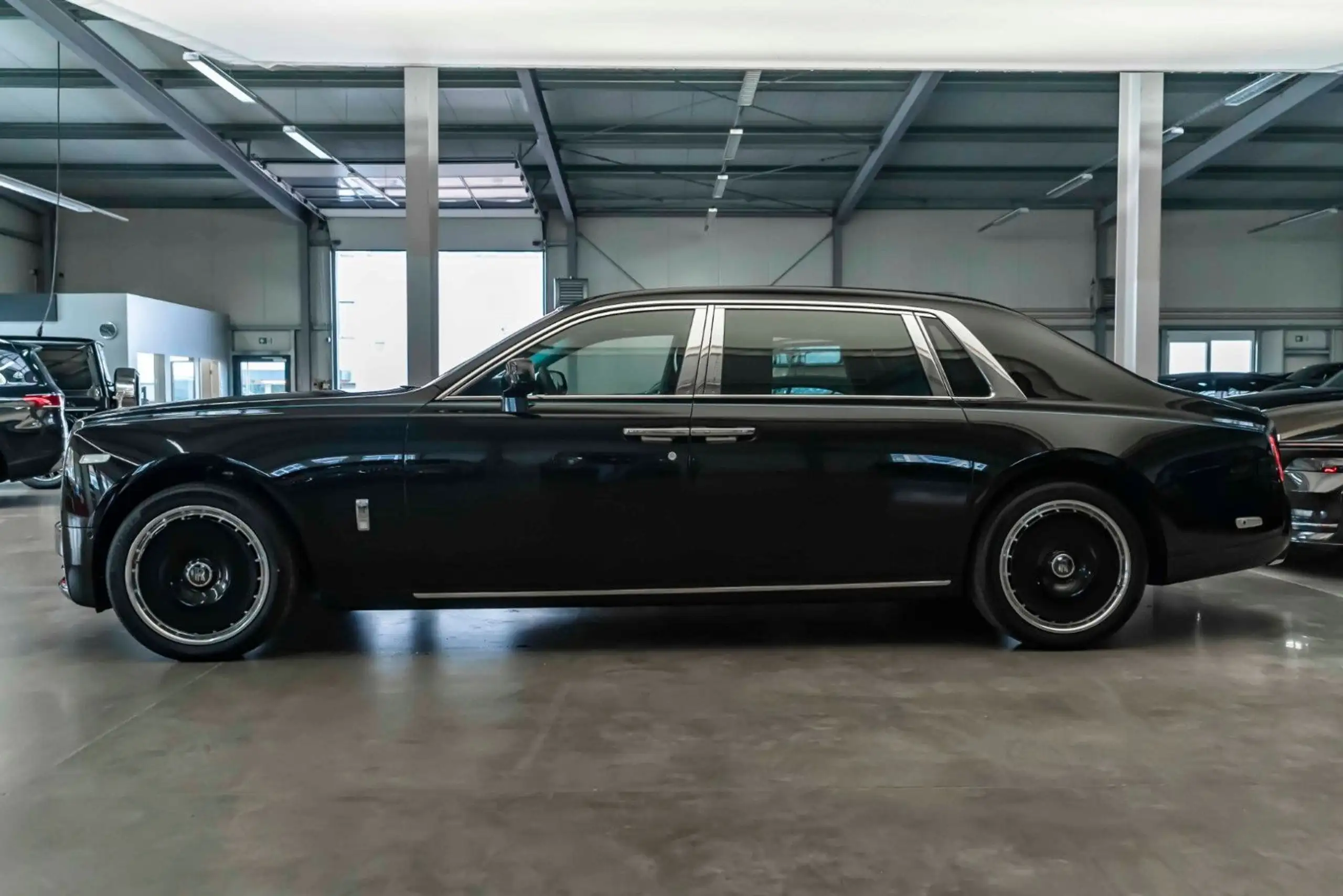 Rolls-Royce - Phantom