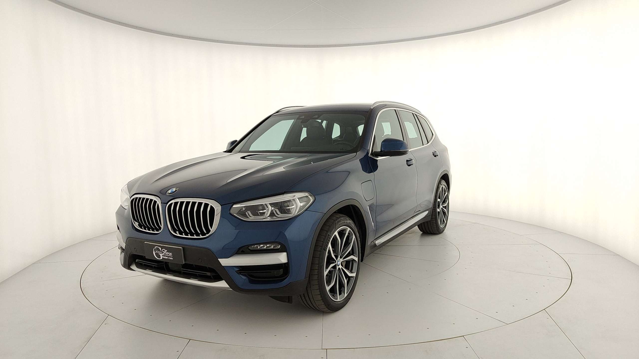 BMW - X3