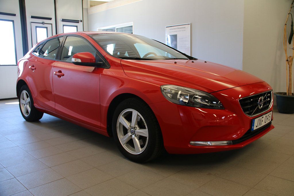 Volvo - V40