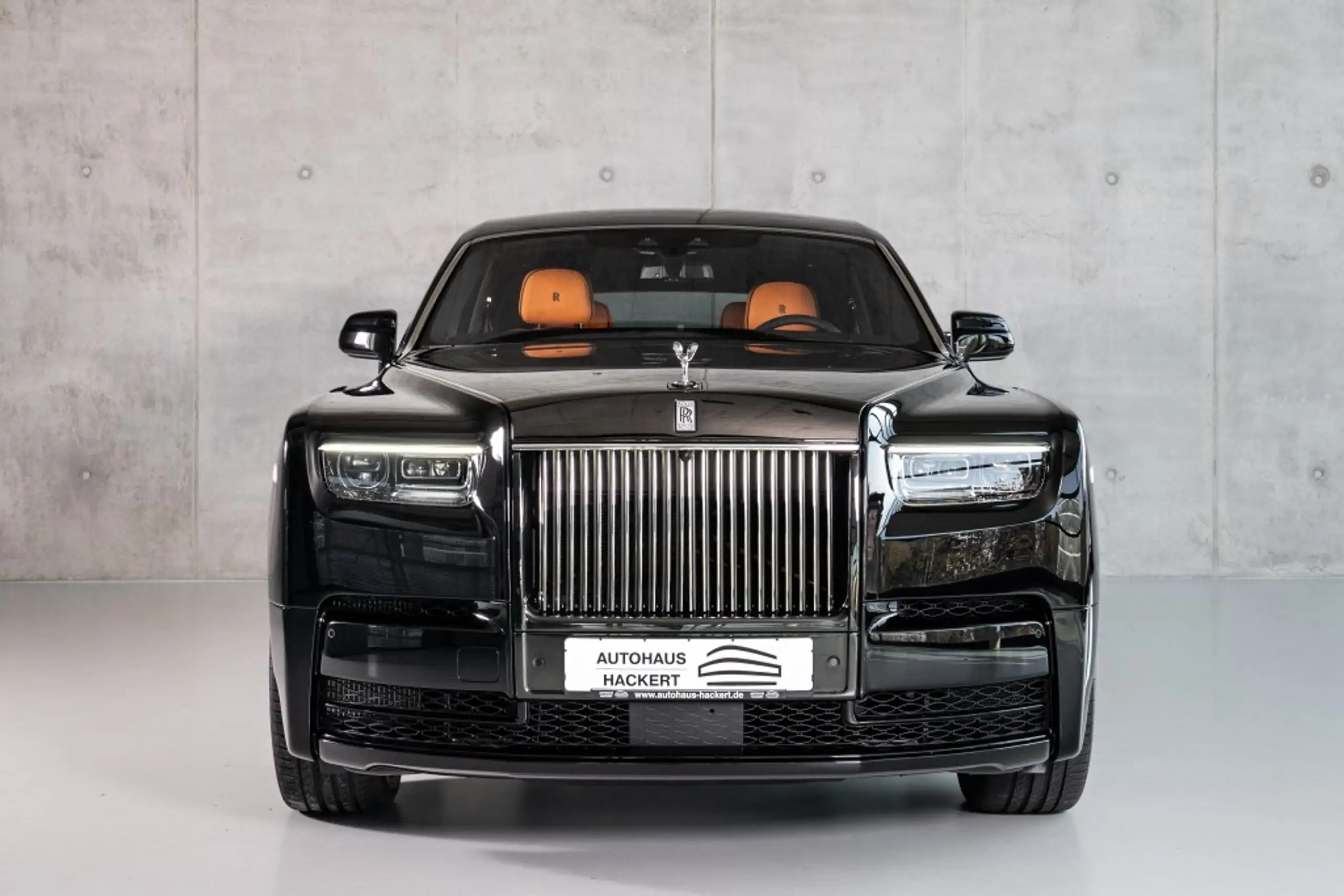 Rolls-Royce - Phantom