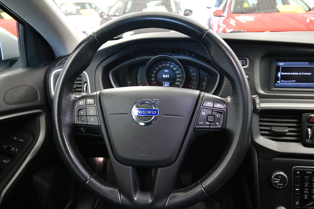 Volvo - V40