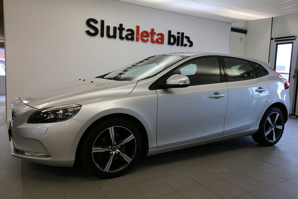 Volvo - V40