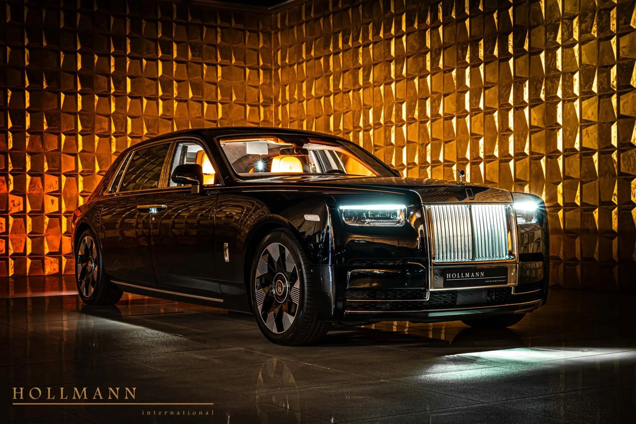 Rolls-Royce - Phantom