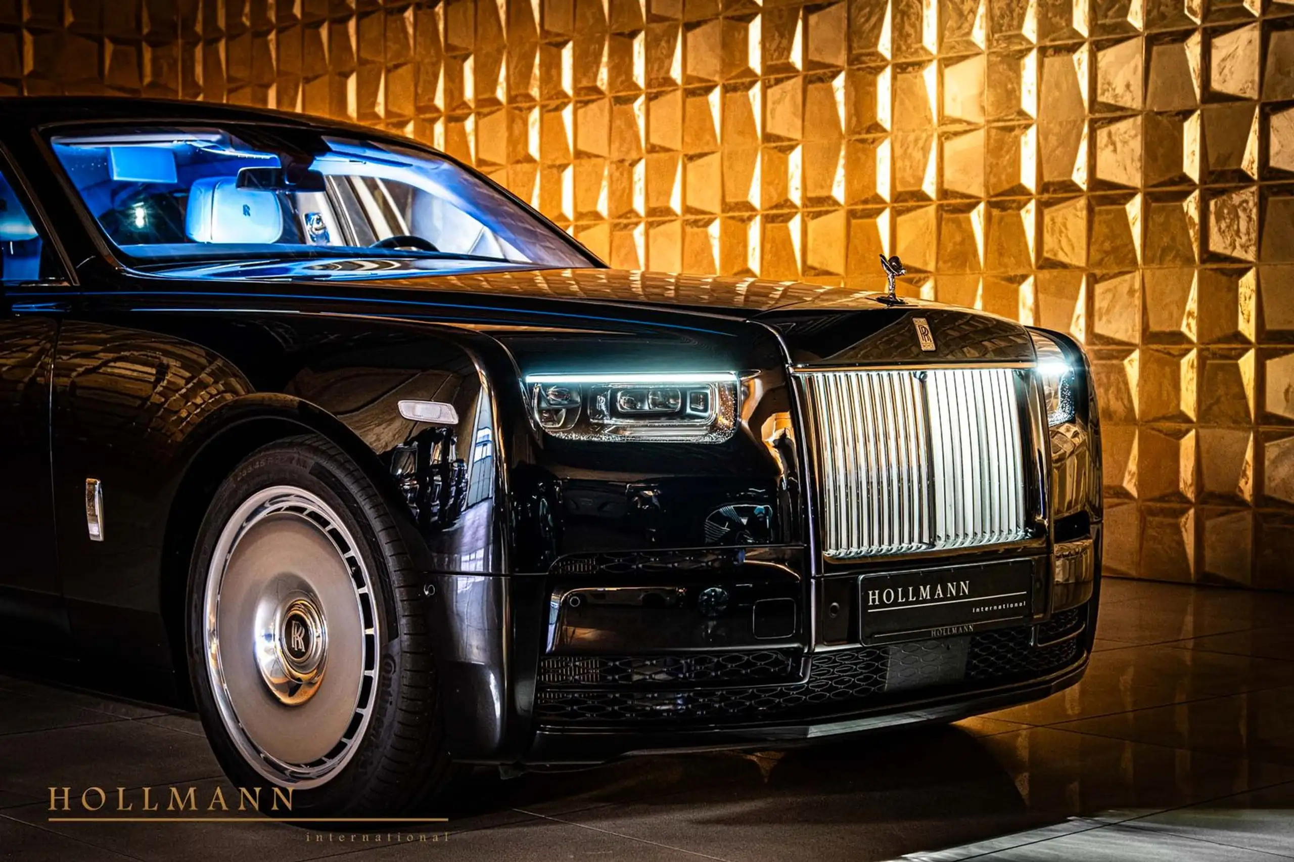 Rolls-Royce - Phantom