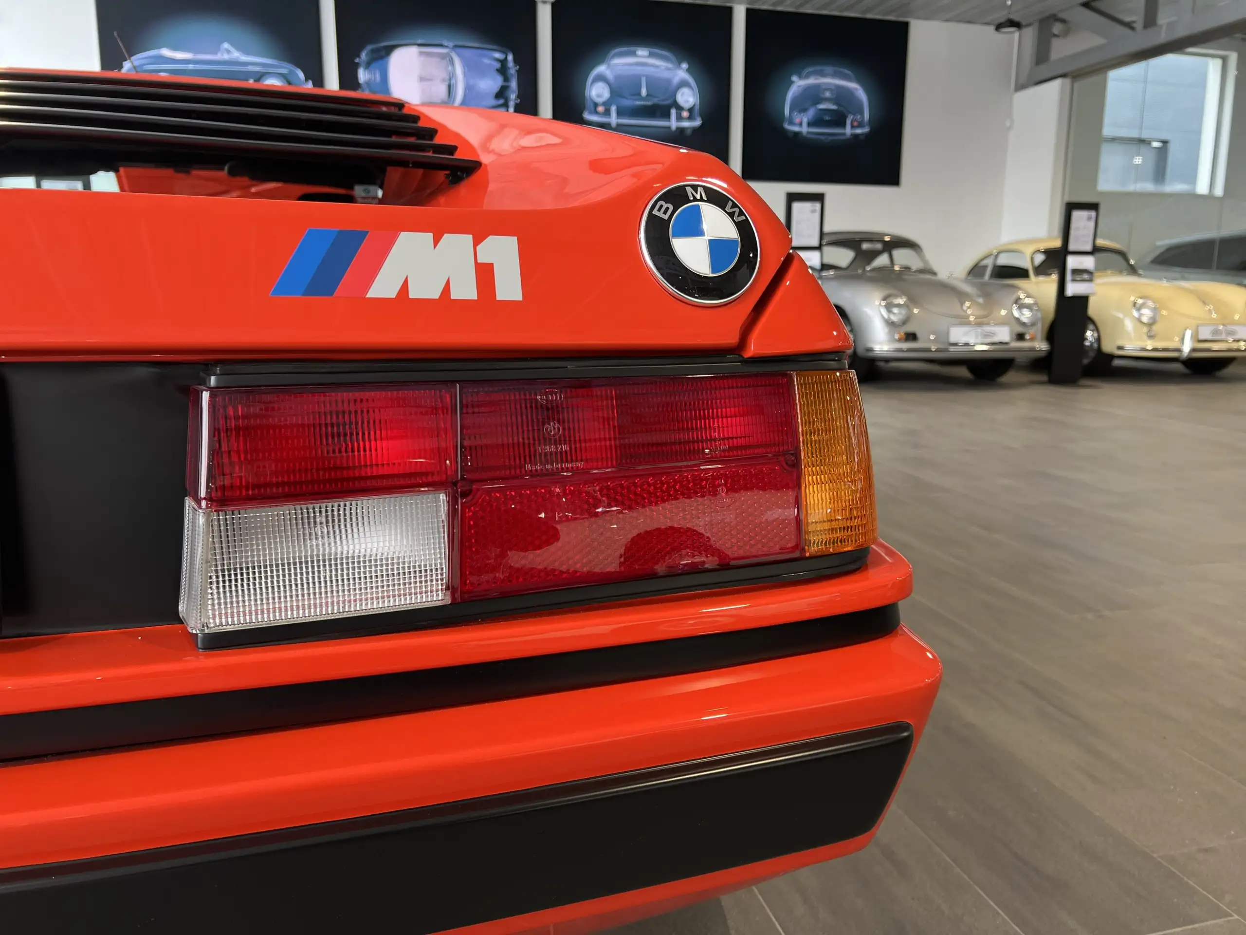 BMW - M1