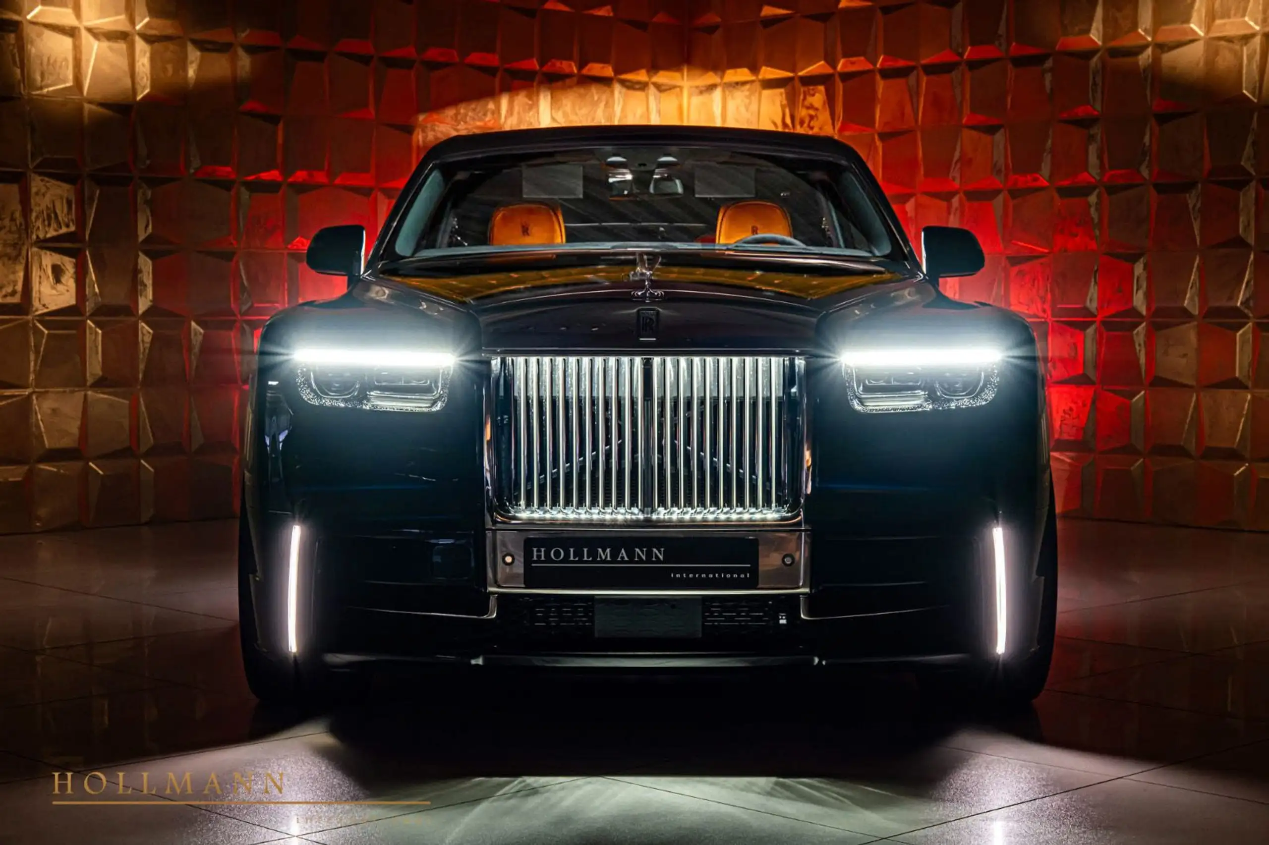 Rolls-Royce - Phantom