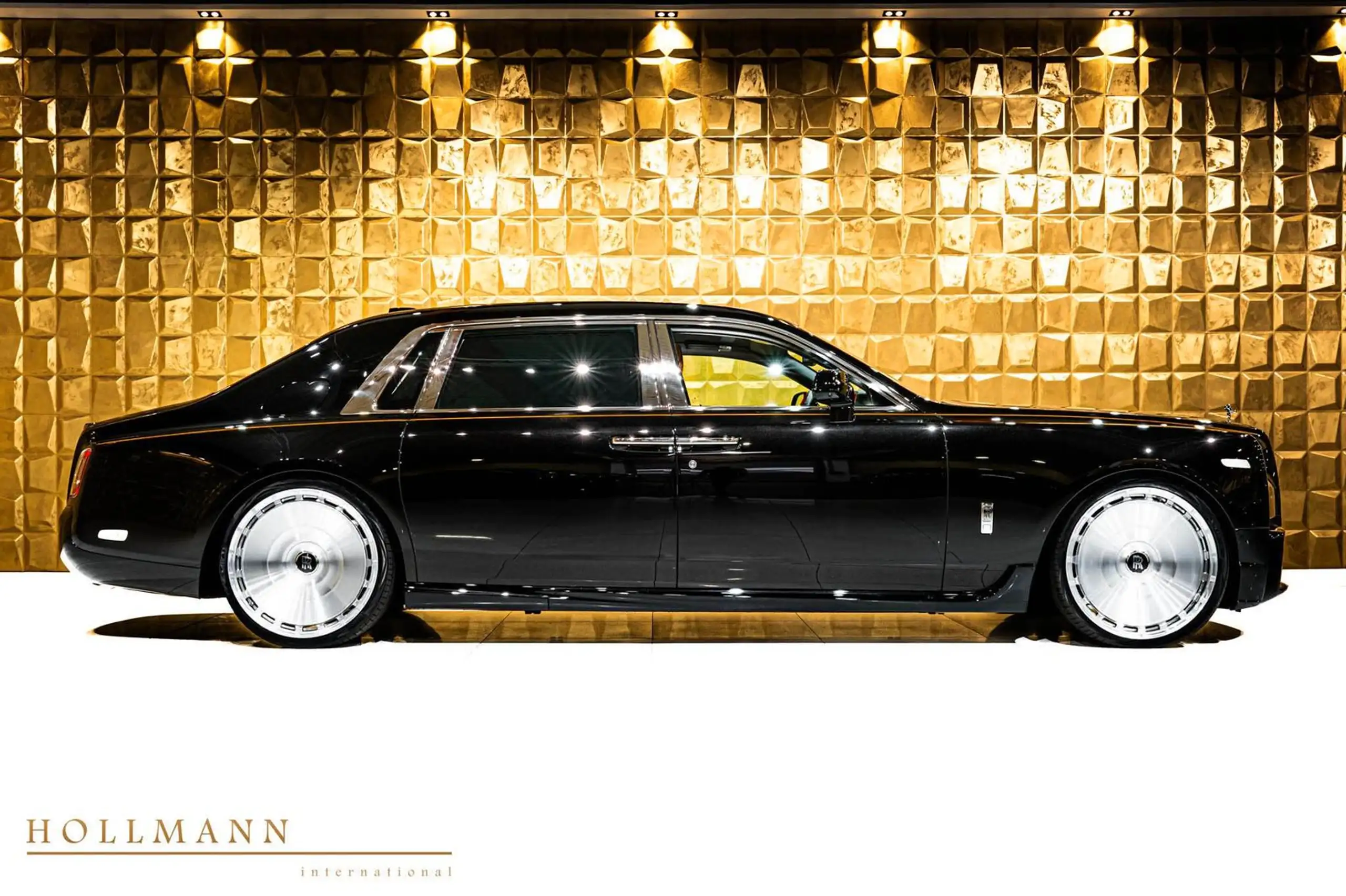 Rolls-Royce - Phantom