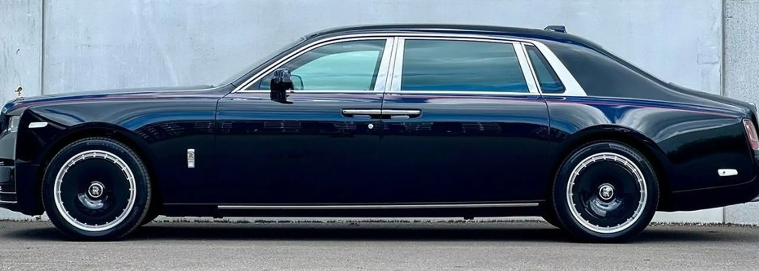 Rolls-Royce - Phantom