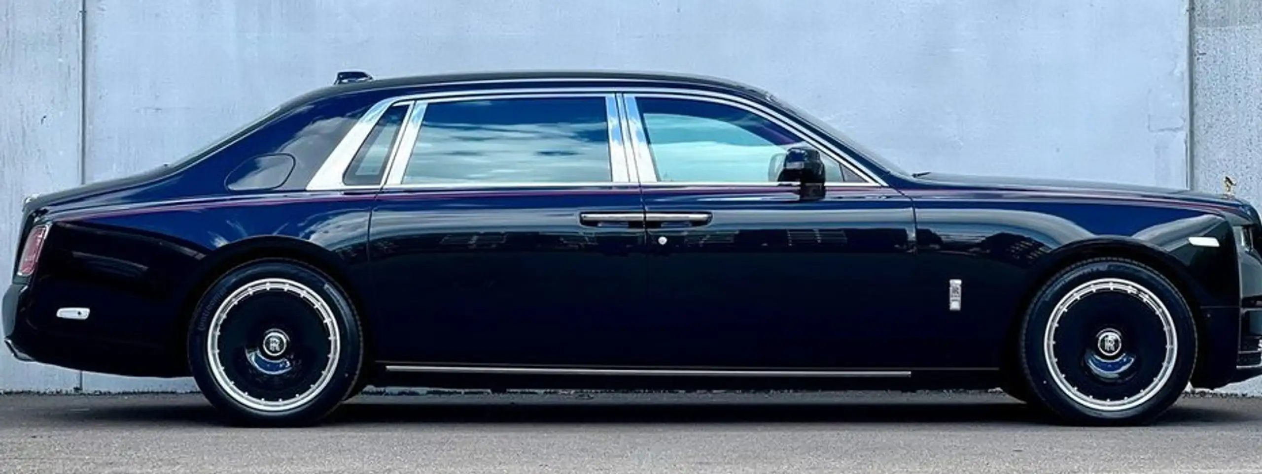 Rolls-Royce - Phantom