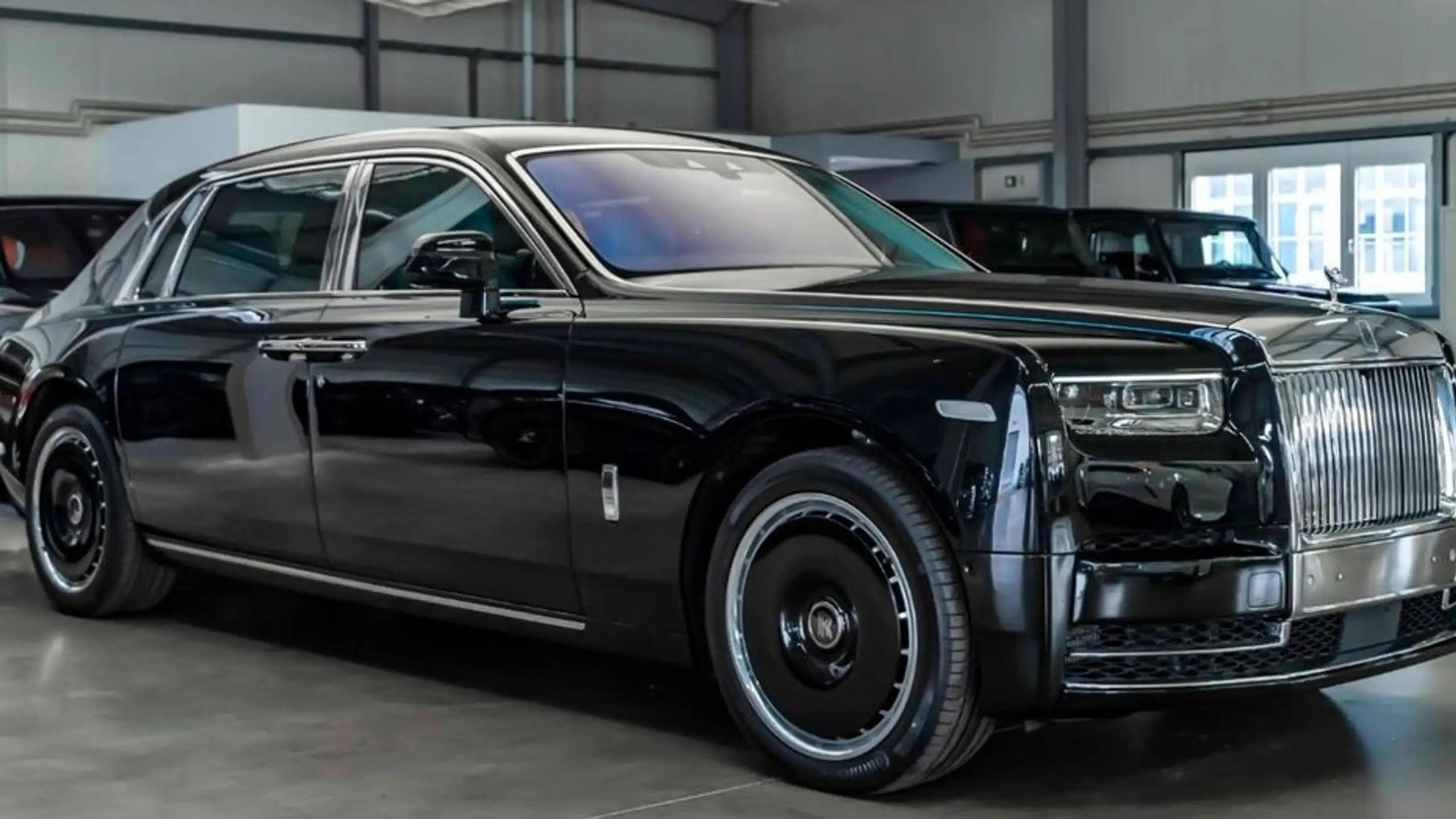 Rolls-Royce - Phantom