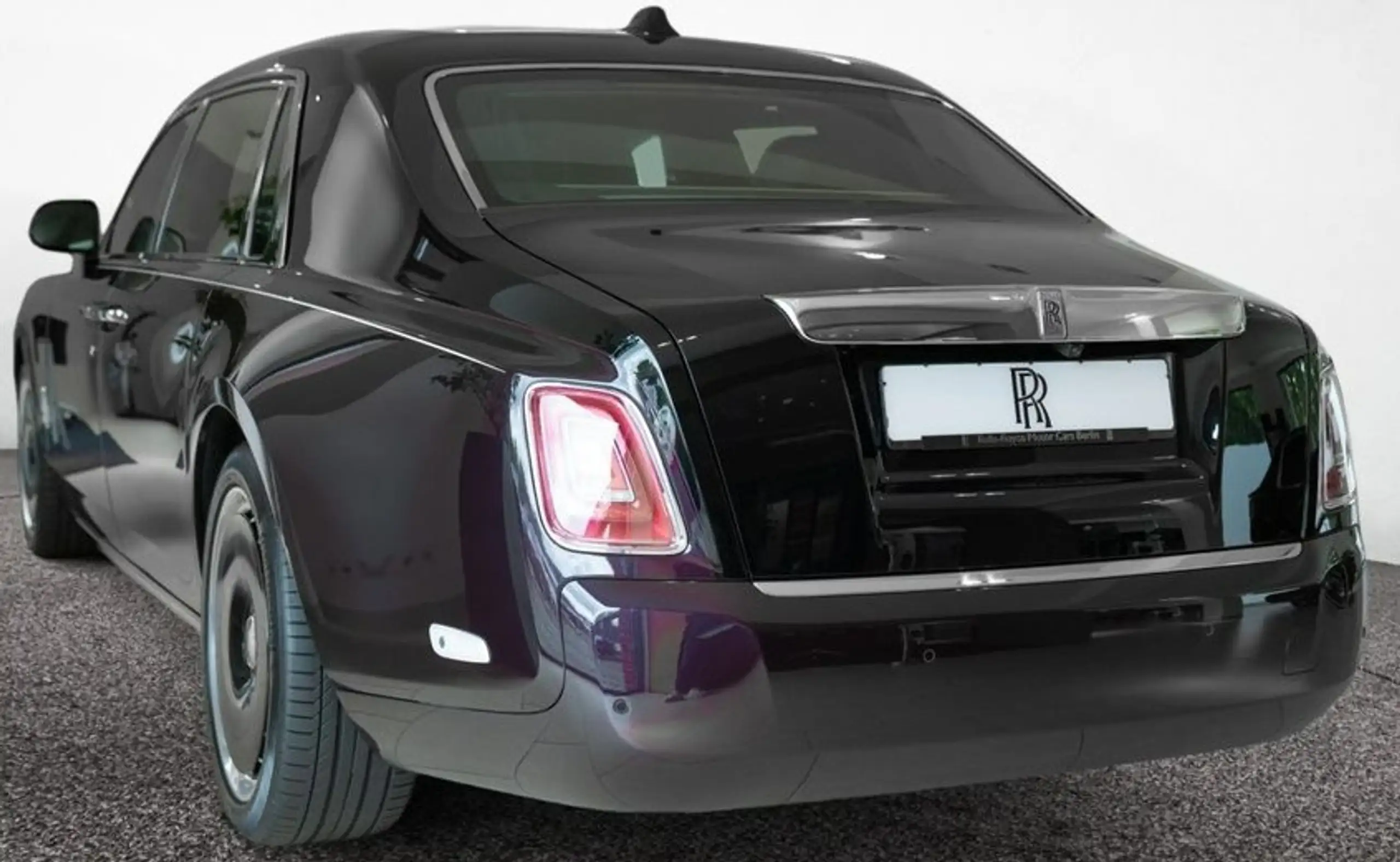 Rolls-Royce - Phantom