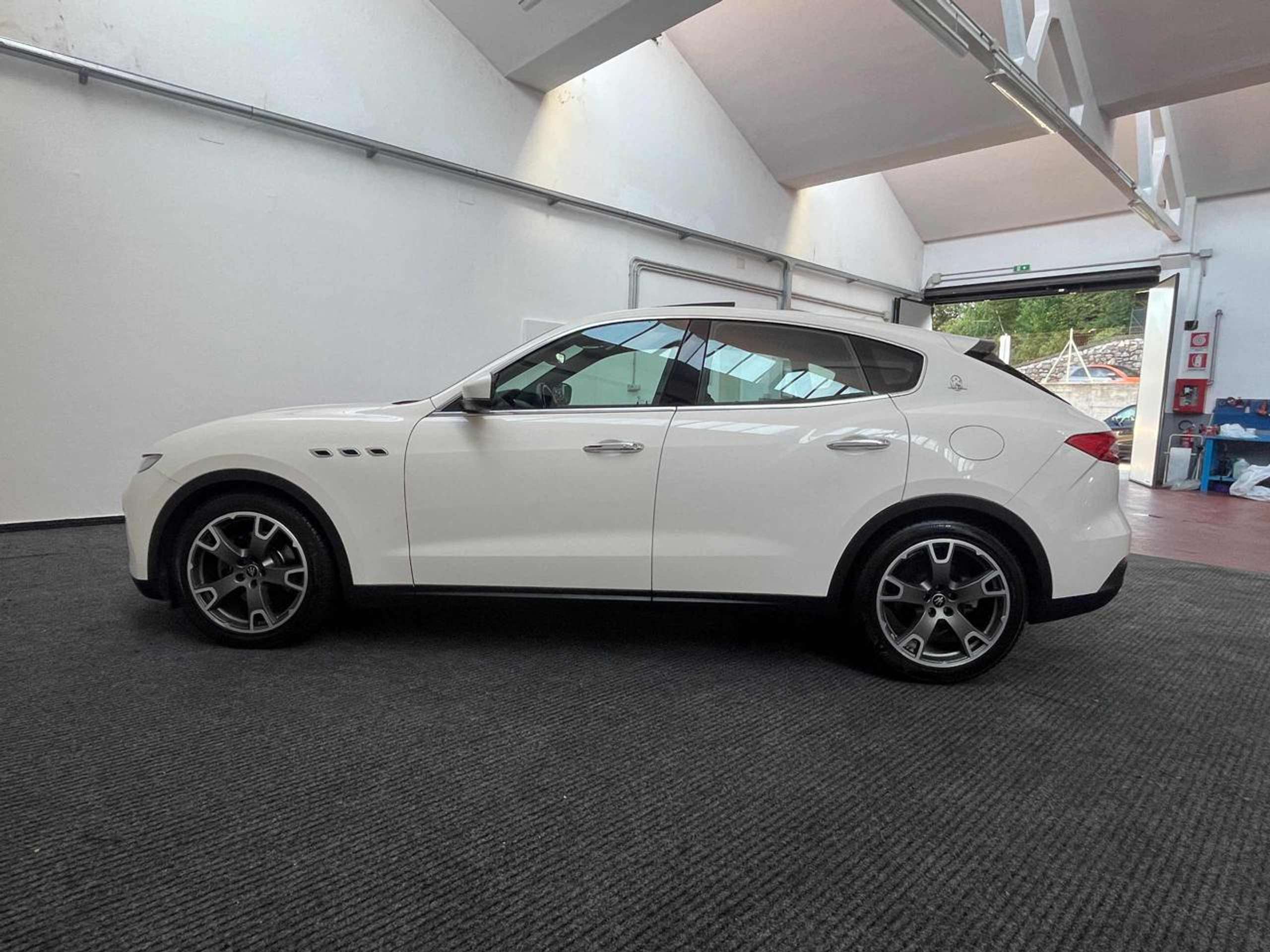 Maserati - Levante