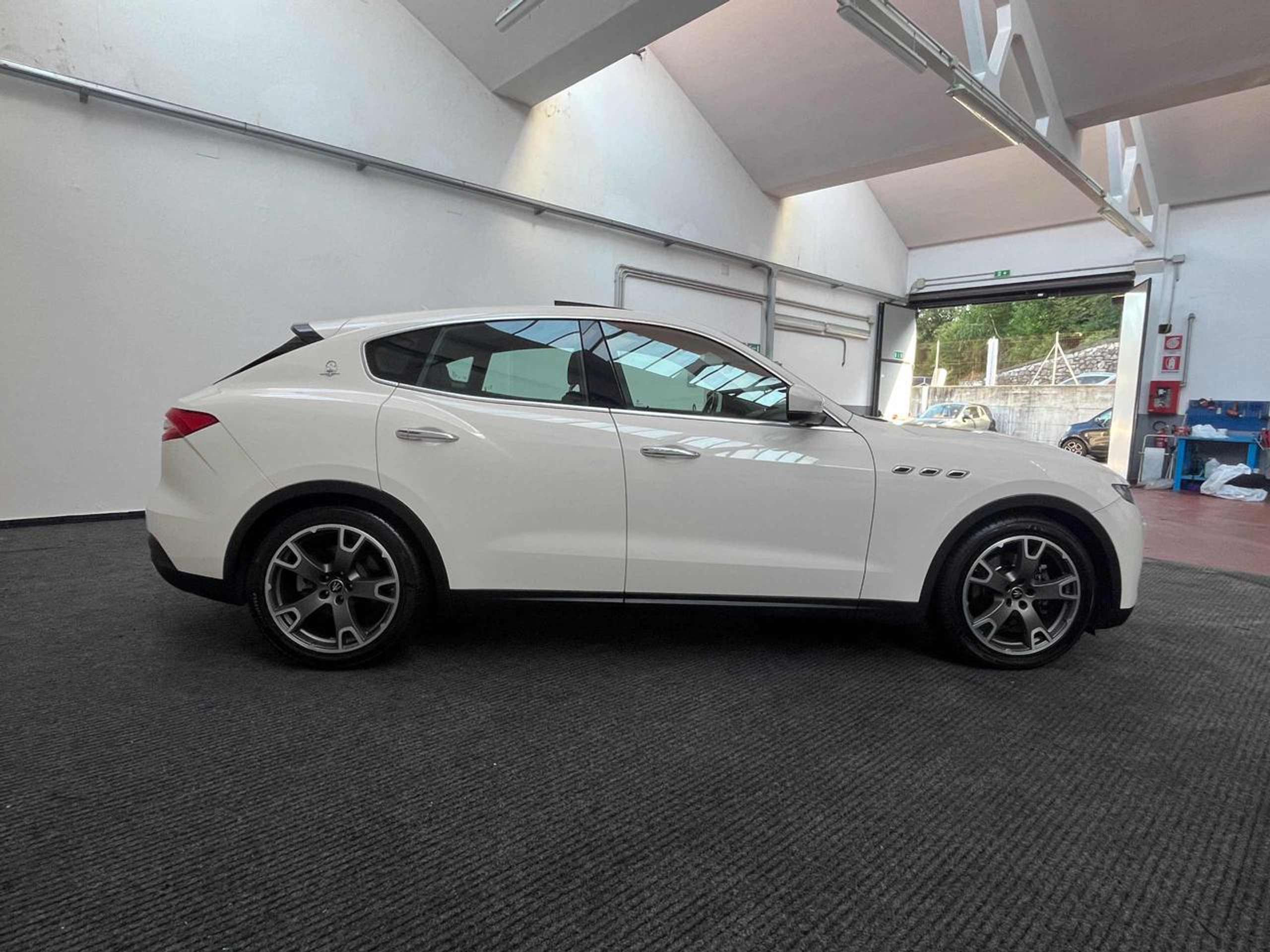 Maserati - Levante