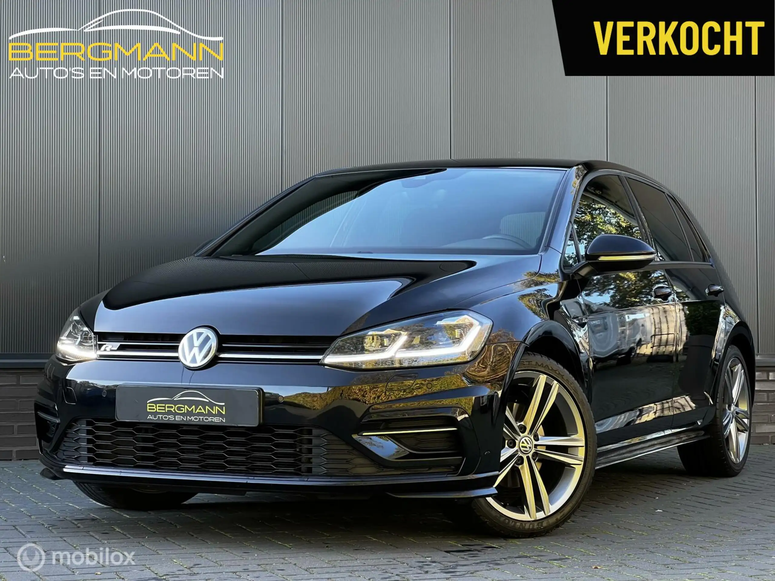 Volkswagen - Golf