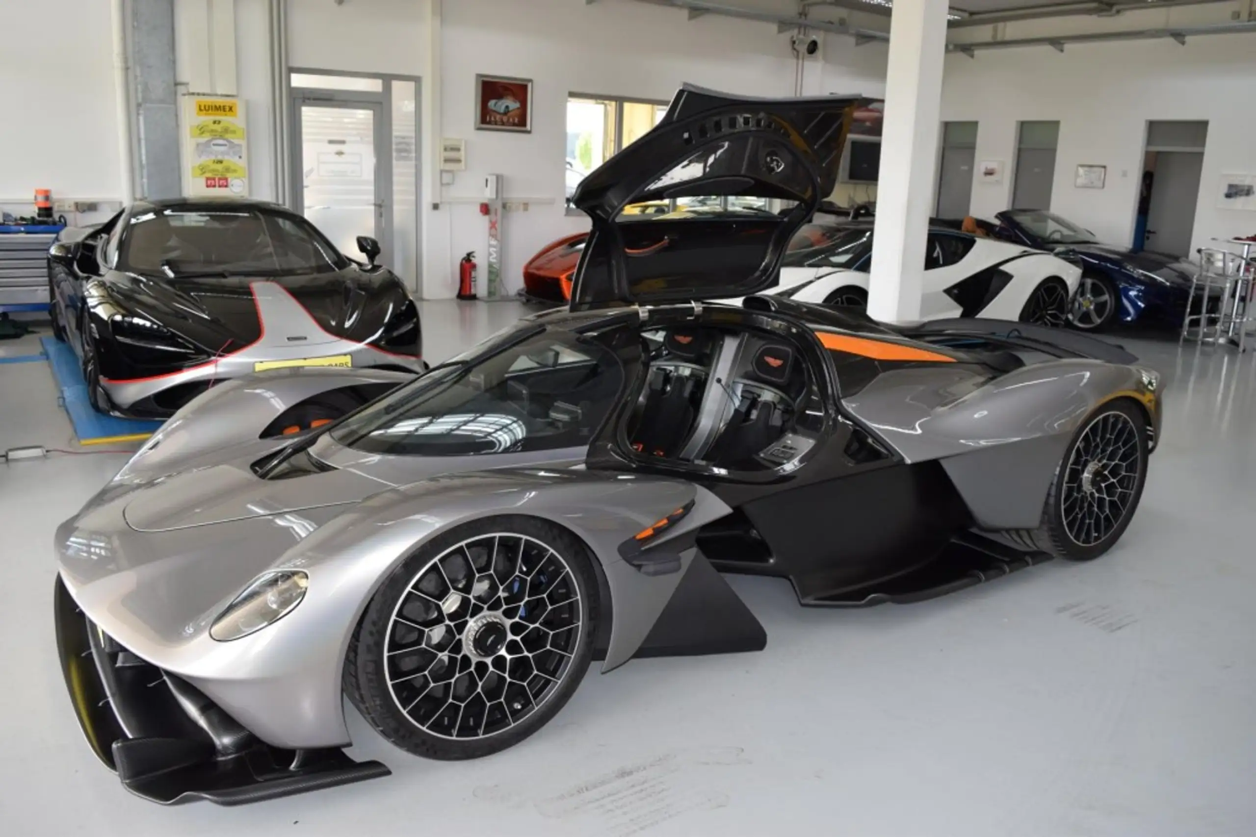 Aston Martin - Valkyrie