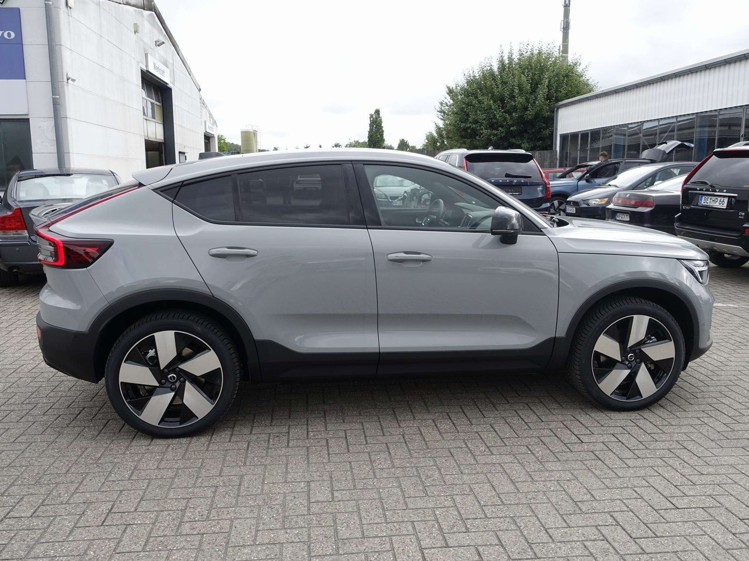 Volvo - C40