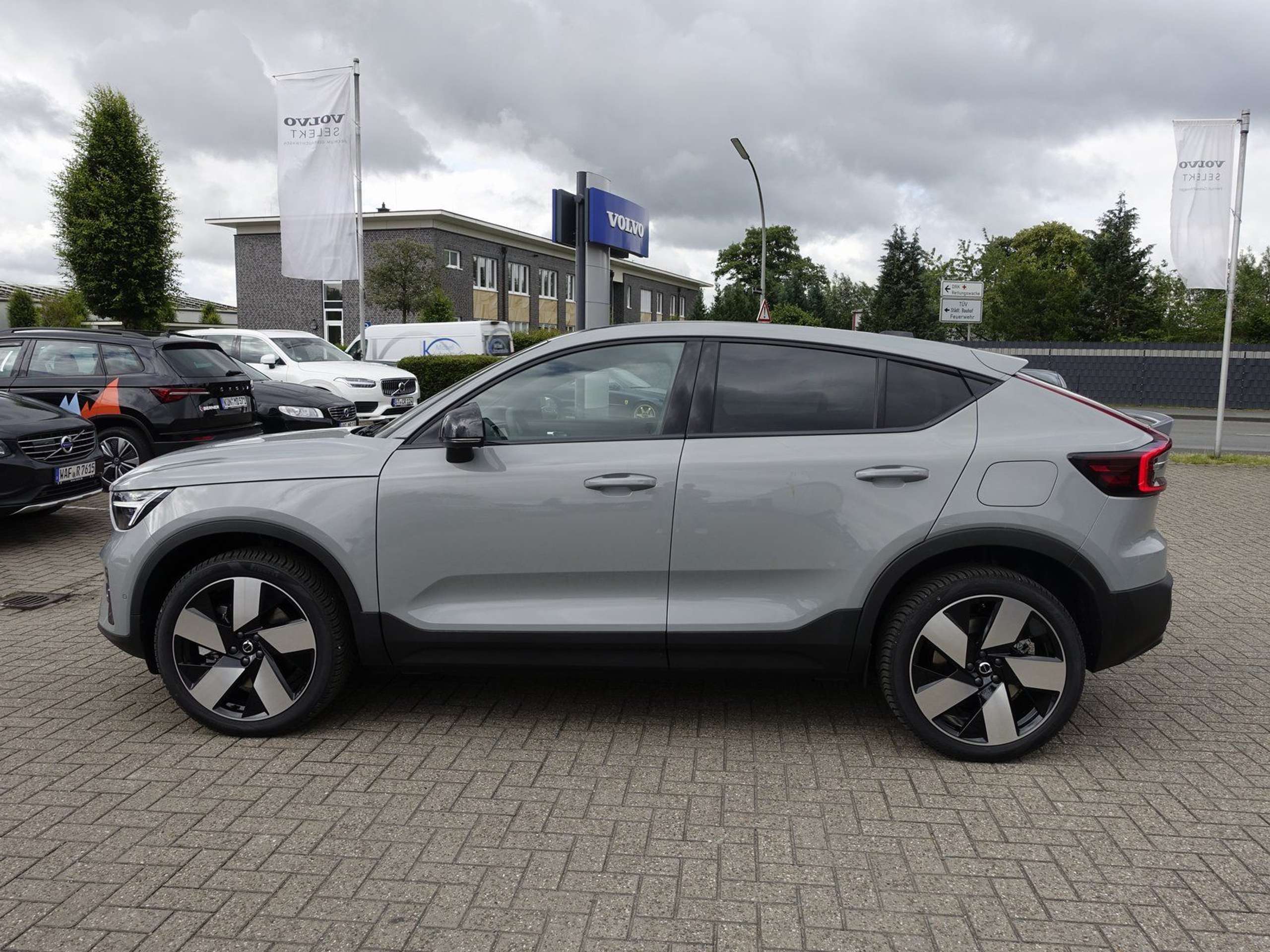 Volvo - C40