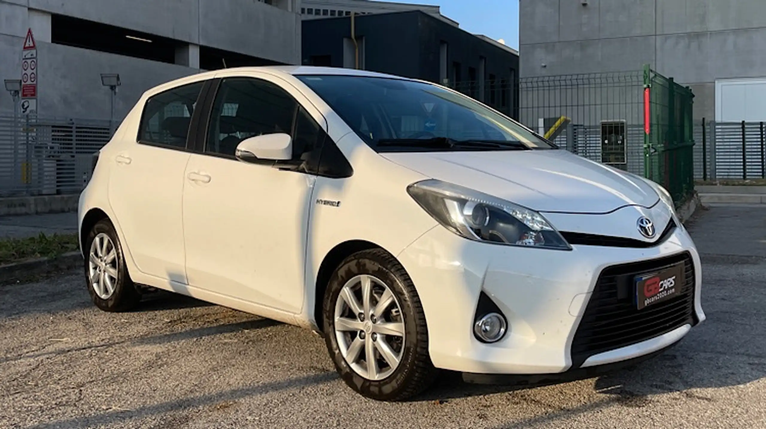 Toyota - Yaris