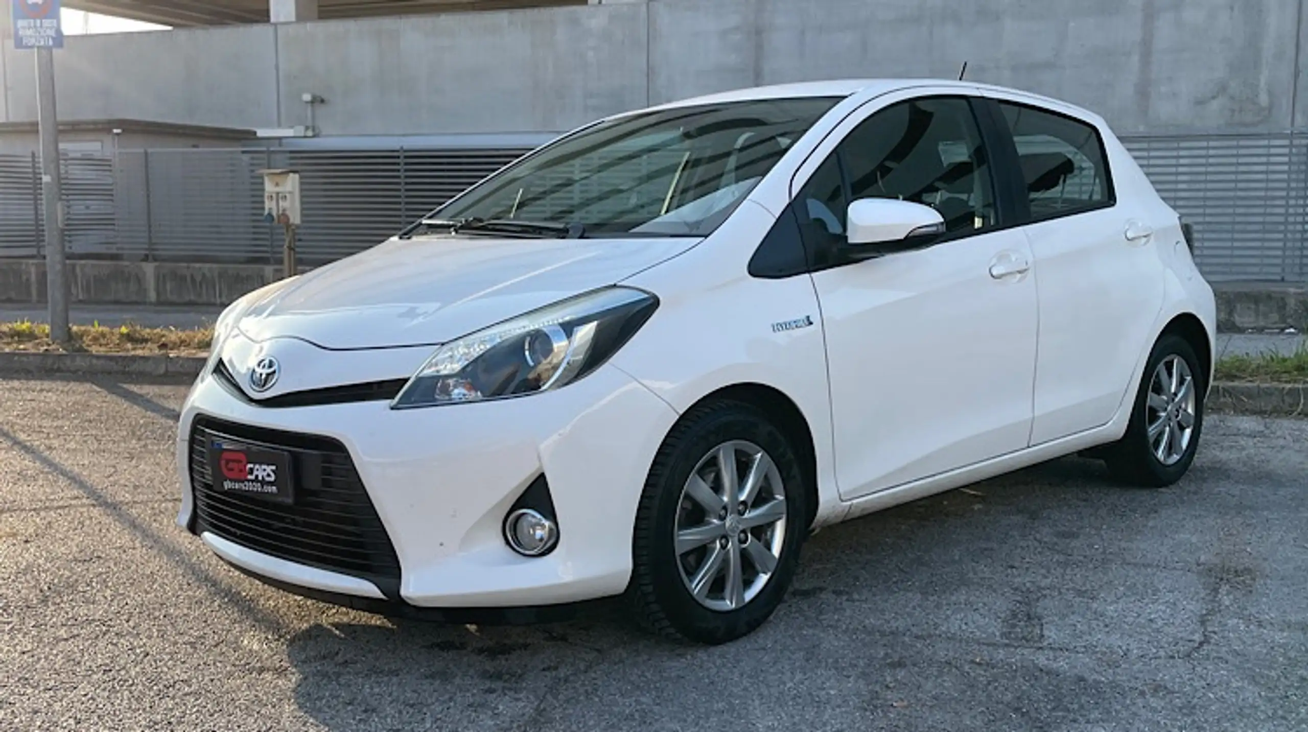 Toyota - Yaris