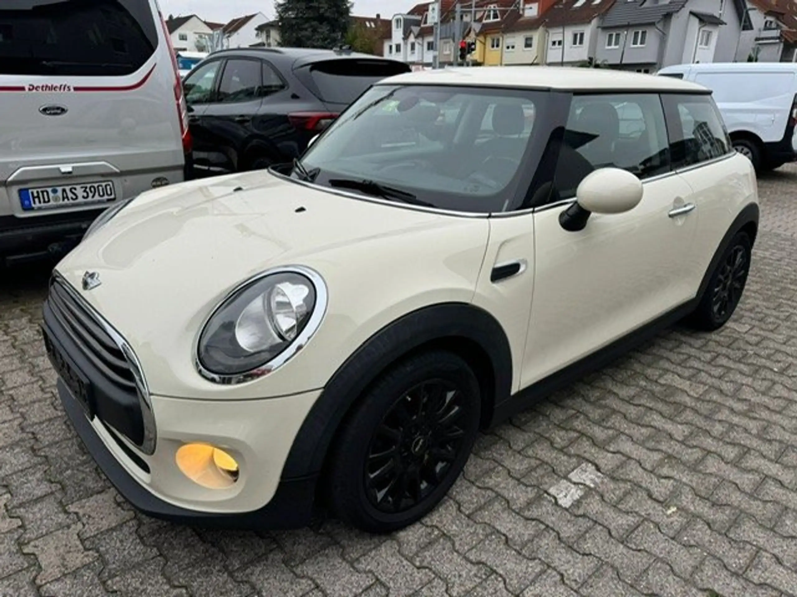 MINI - One D Clubman