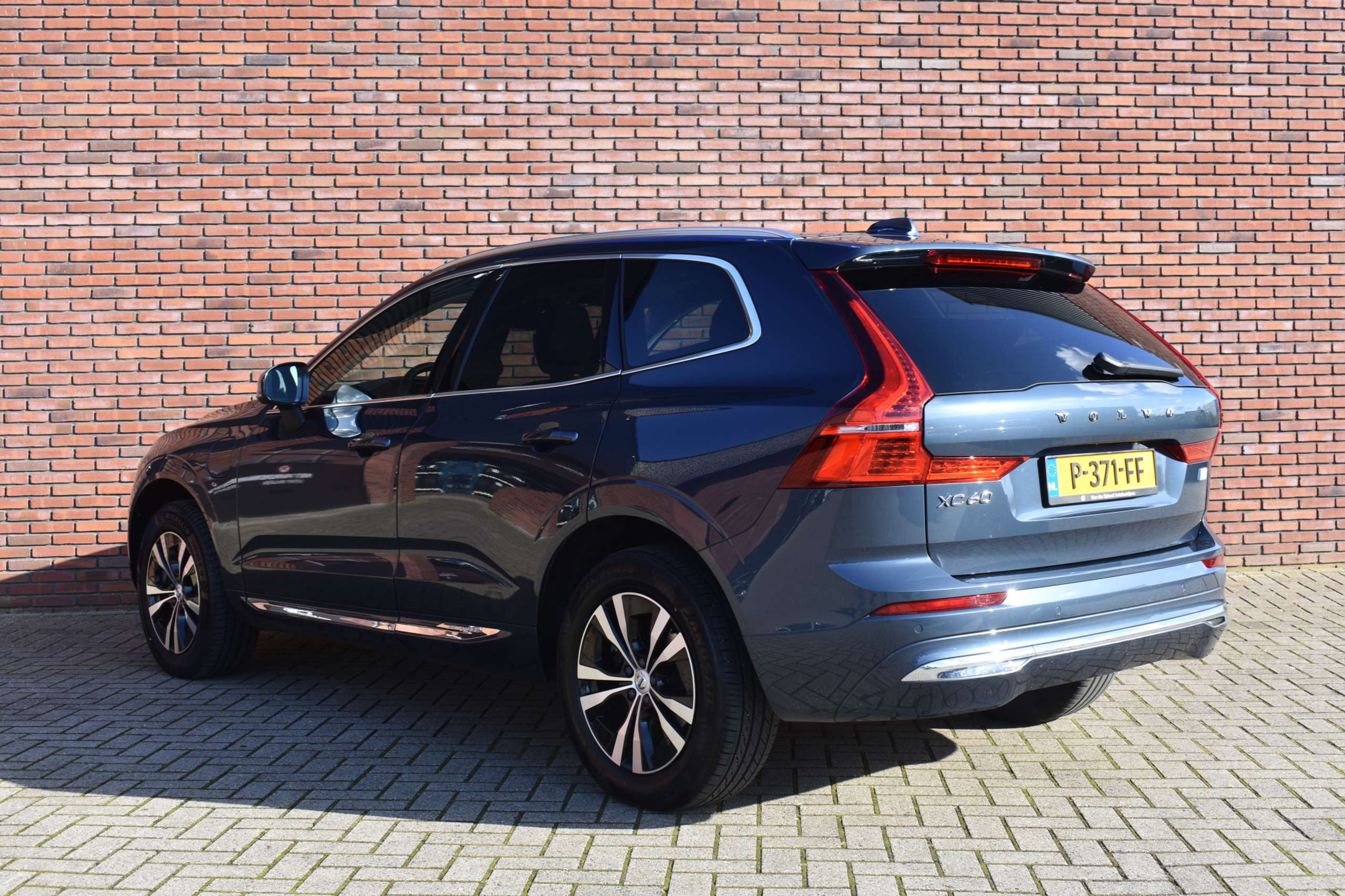 Volvo - XC60