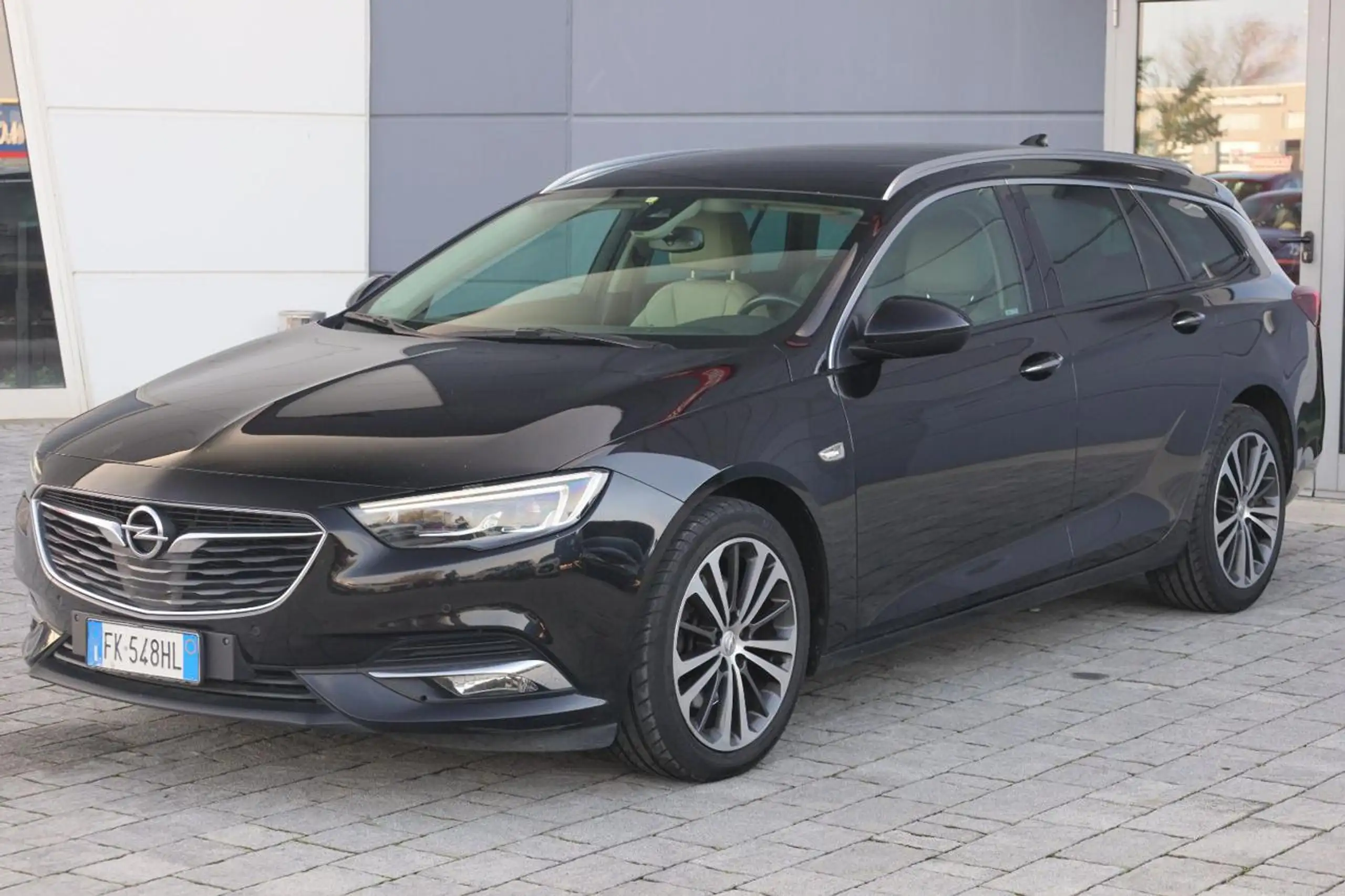 Opel - Insignia