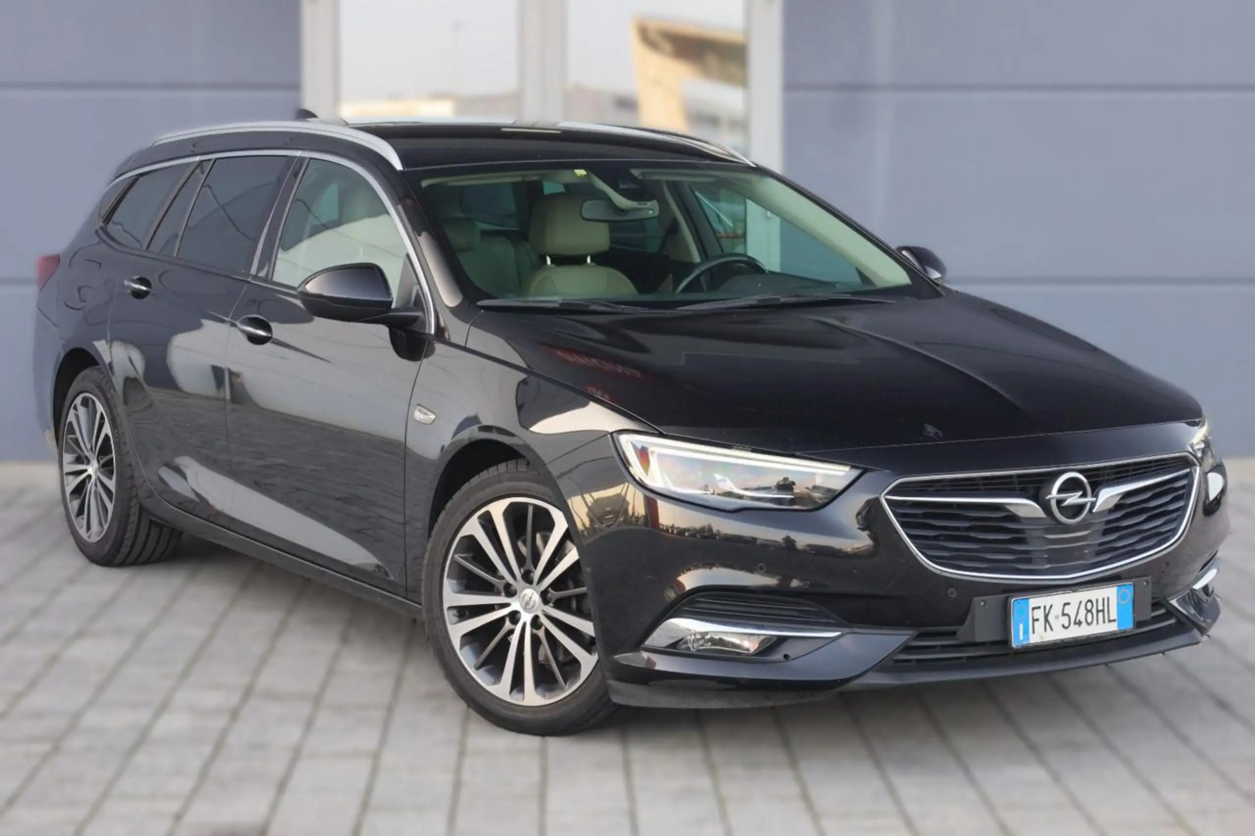 Opel - Insignia