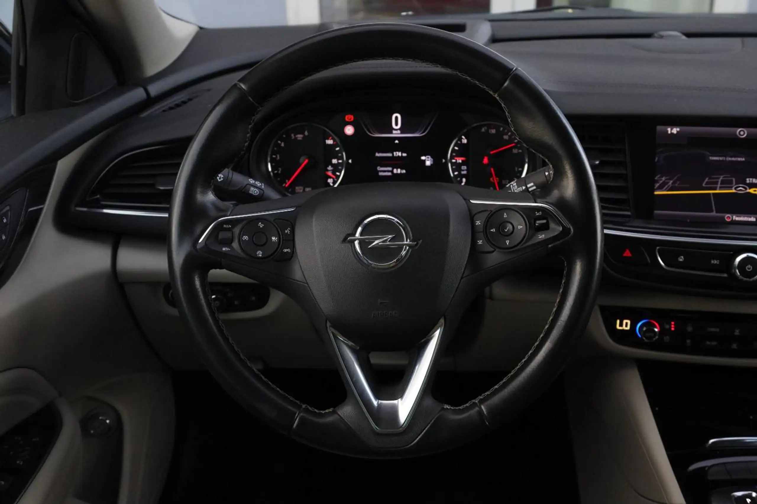 Opel - Insignia