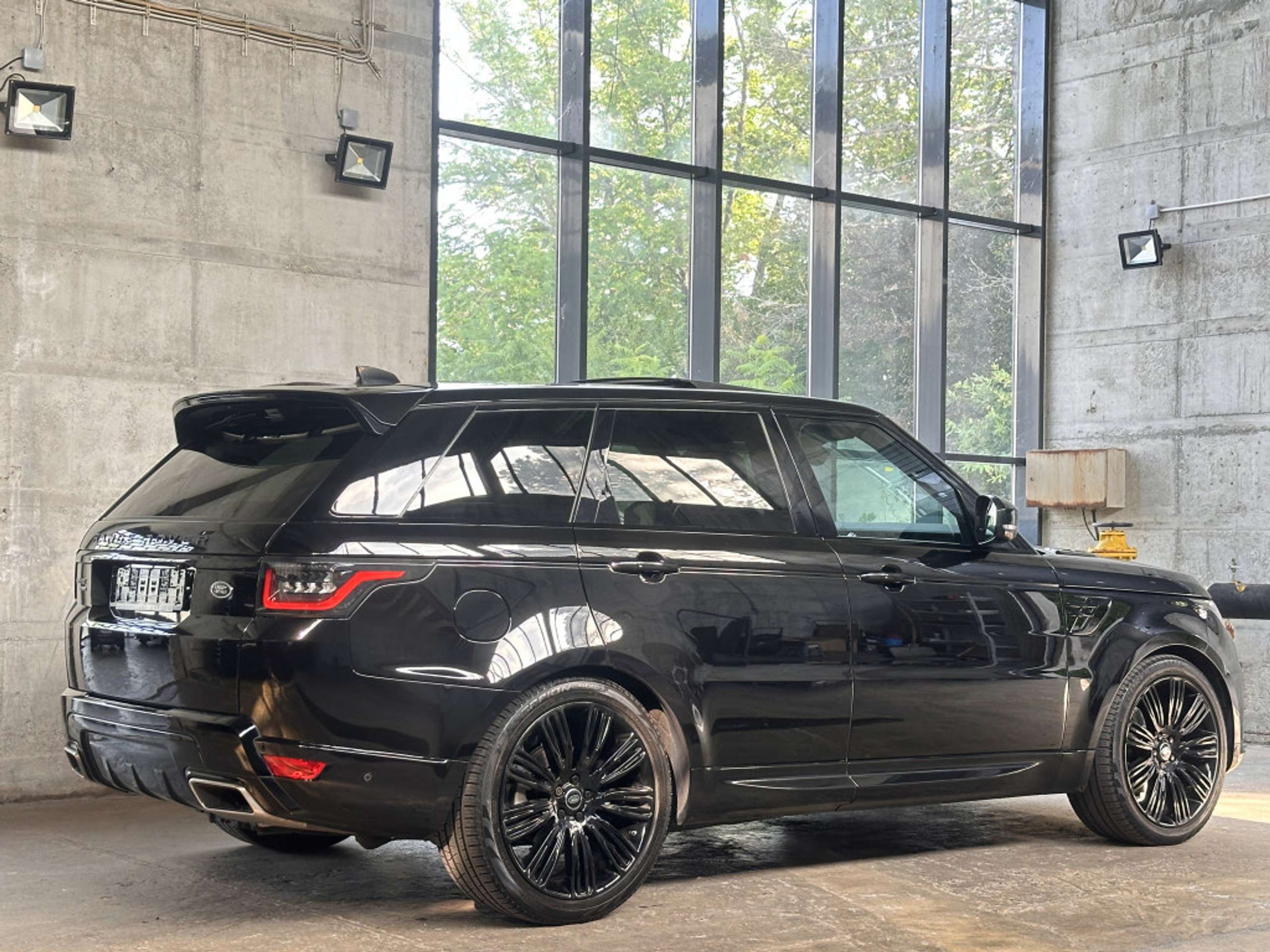 Land Rover - Range Rover Sport