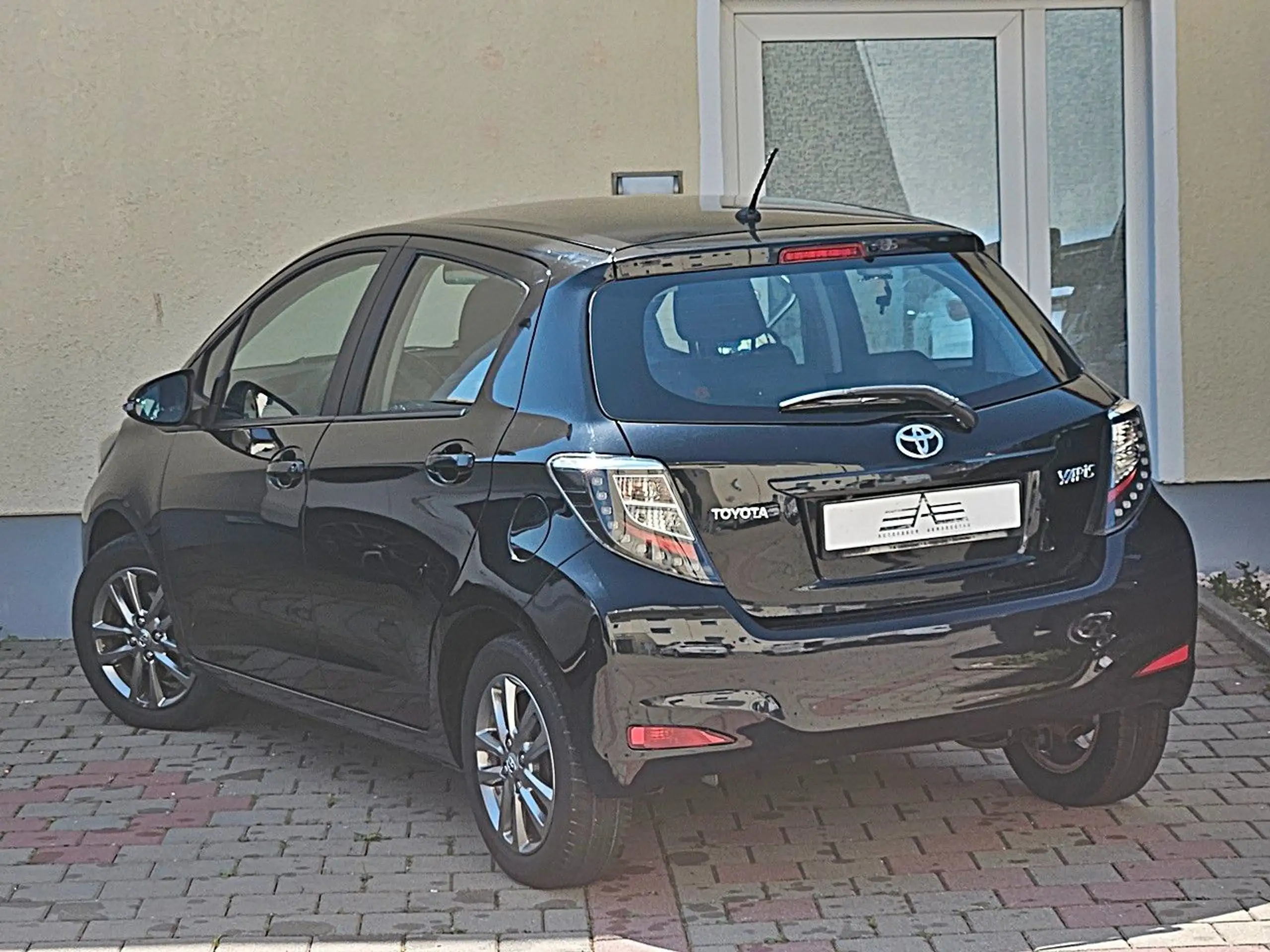 Toyota - Yaris