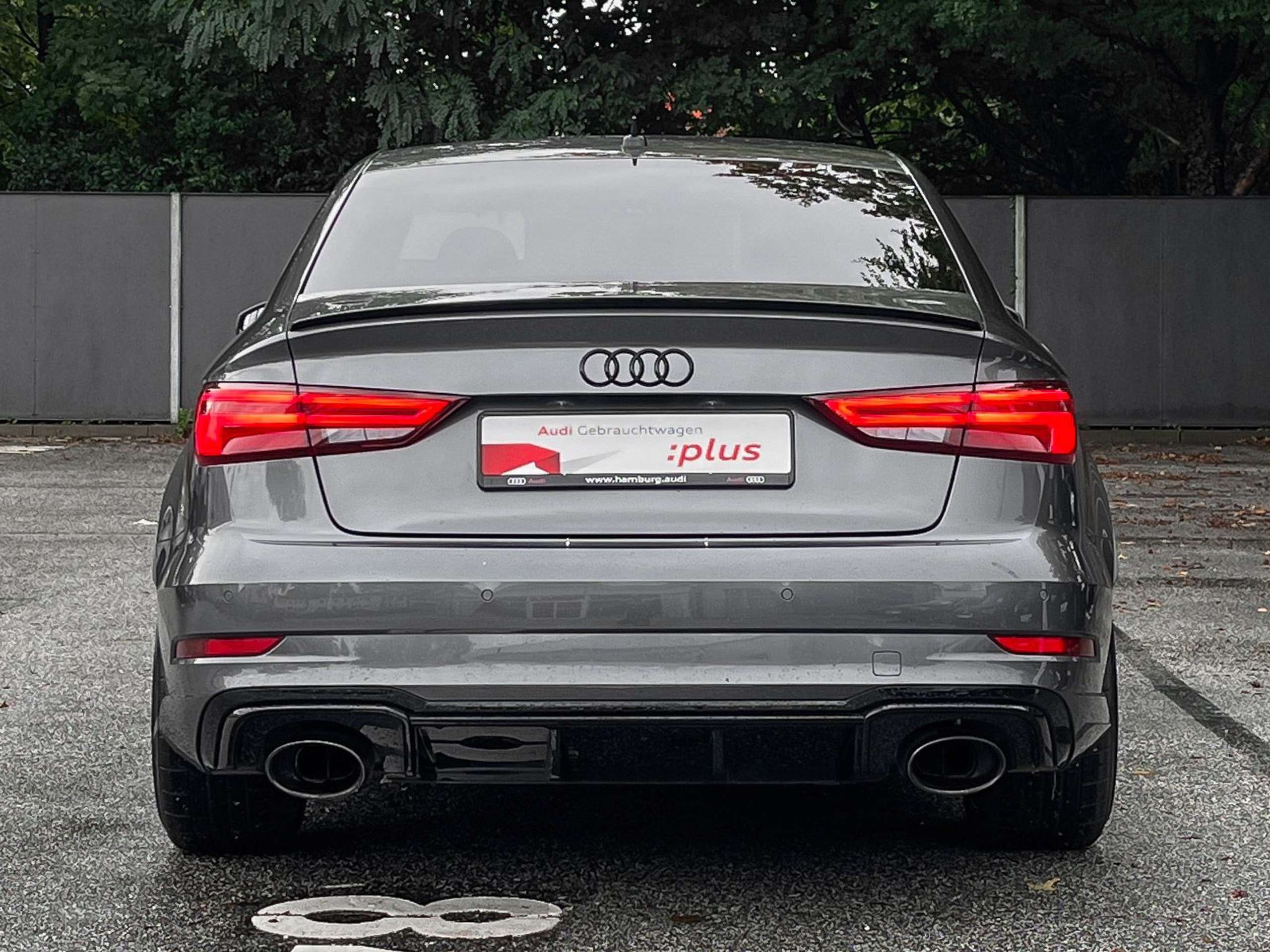 Audi - RS3