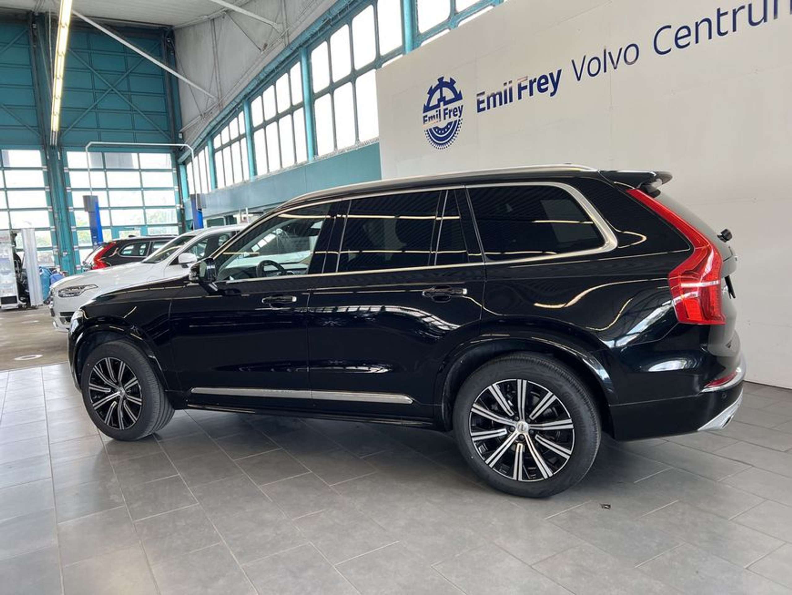 Volvo - XC90