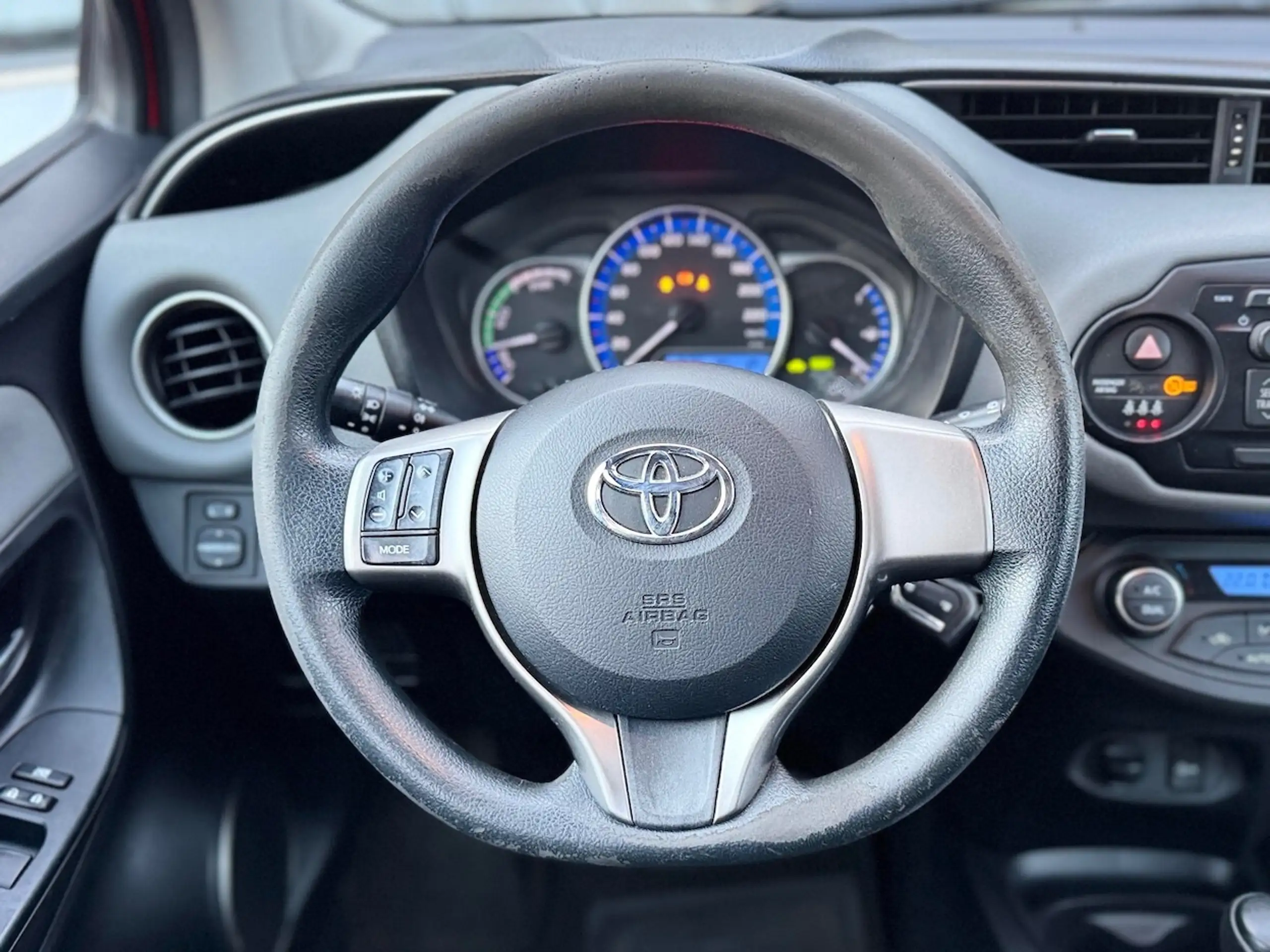 Toyota - Yaris